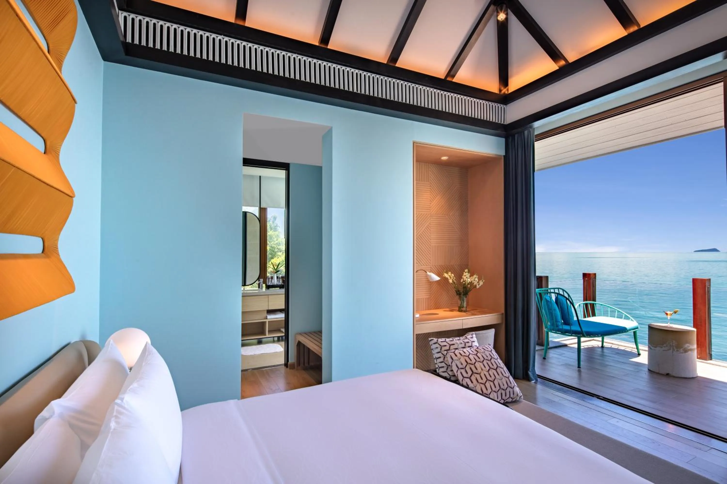 Bed in Premier Village Phu Quoc Resort Managed by Accor