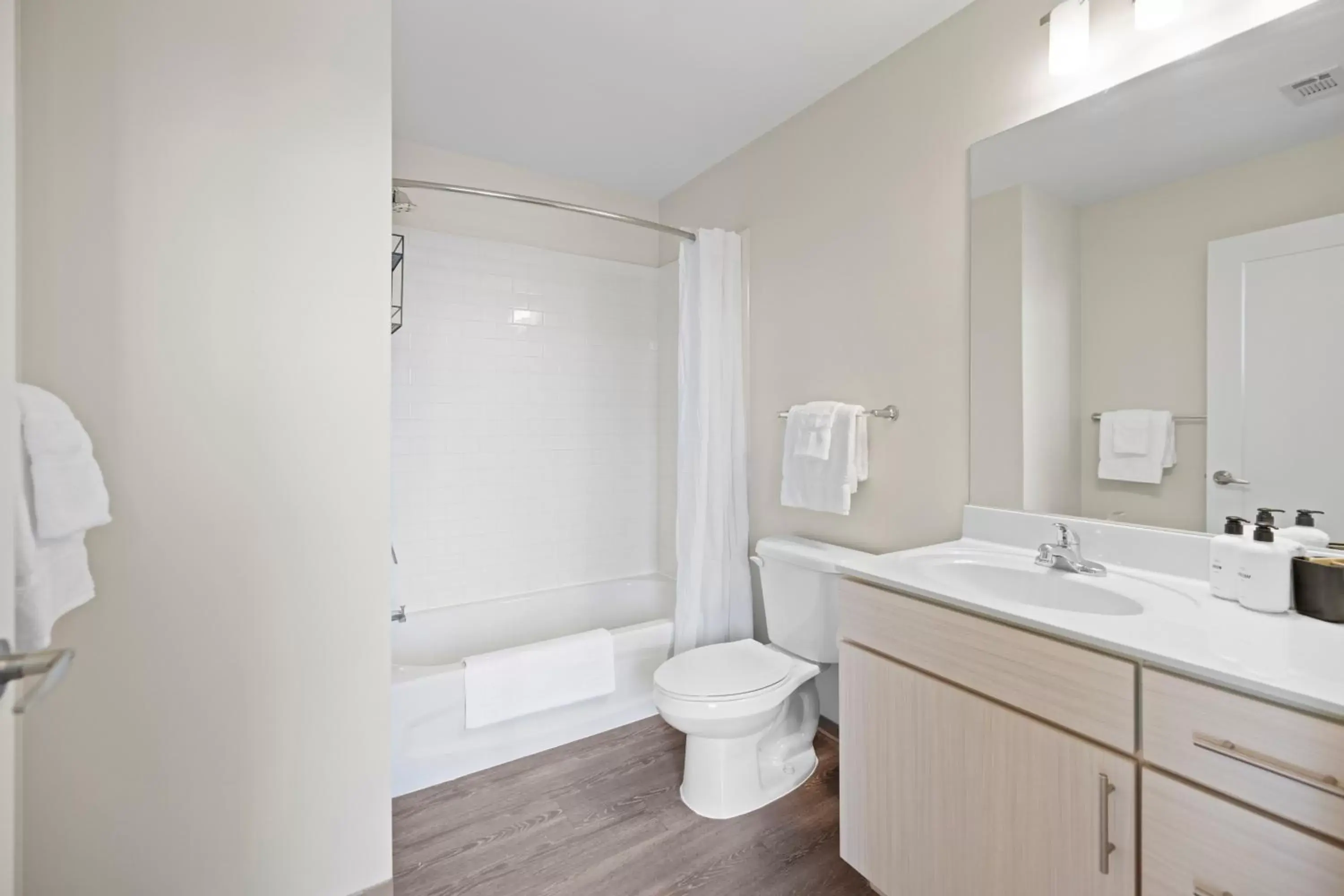 Toilet in Placemakr Premier SoBro Toilet in Placemakr Premier SoBro