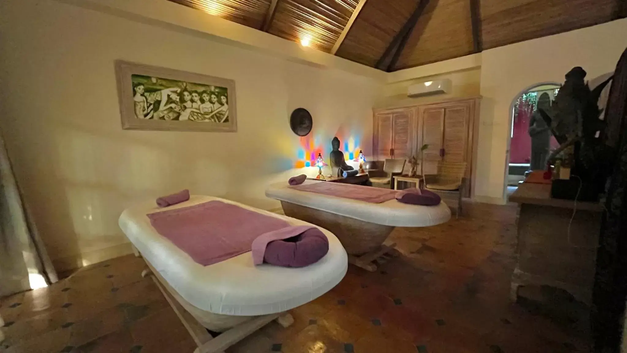 Spa and wellness centre/facilities in Coco Grove Beach Resort, Siquijor Island Spa and wellness centre/facilities in Coco Grove Beach Resort, Siquijor Island