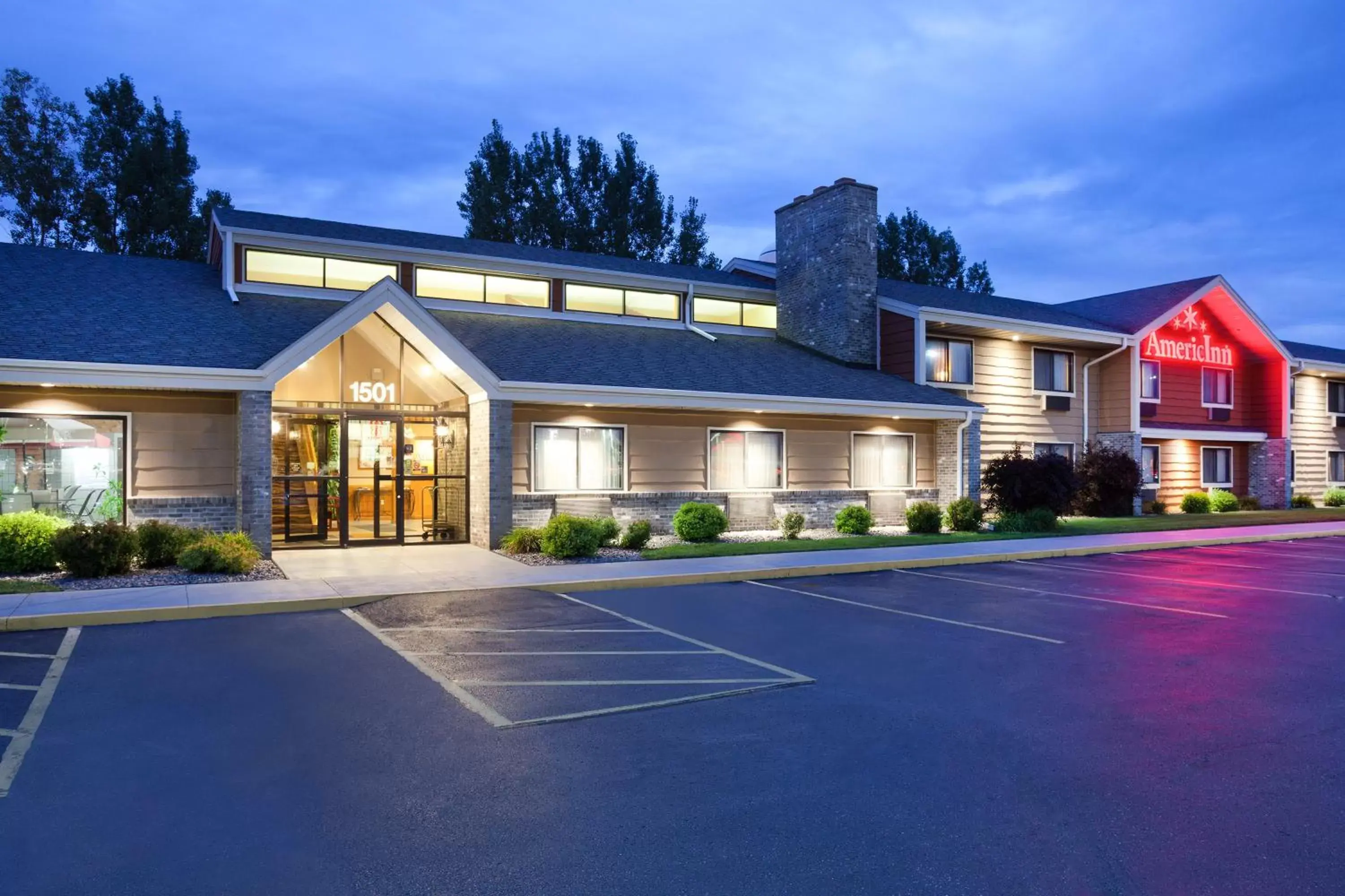 Facade/entrance, Property Building in AmericInn by Wyndham Plover Stevens Point