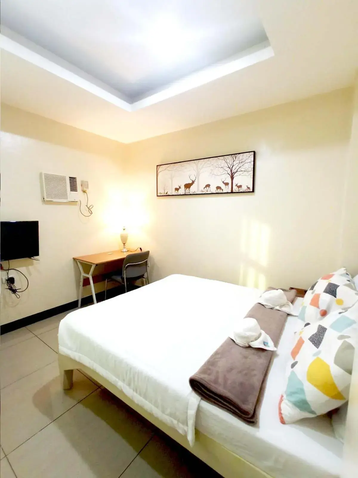 Bedroom, Bed in B&J Guesthouse Tagbilaran