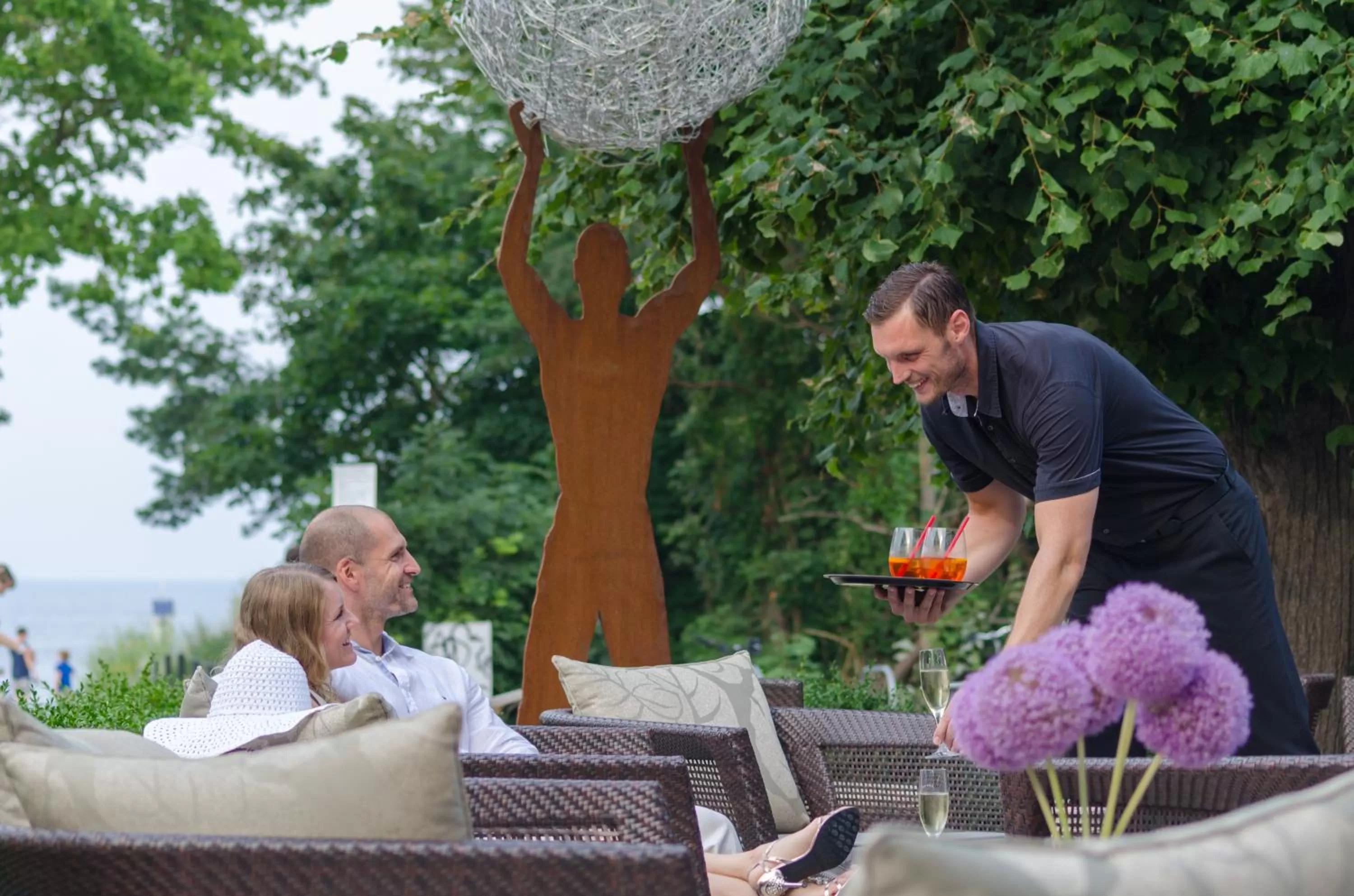 Restaurant/places to eat in Strandhotel Heringsdorf mit Soleaußenpool 30 Grad