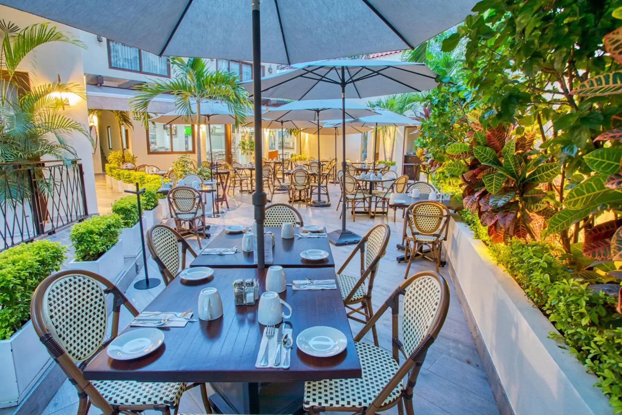 Dining area, Restaurant/Places to Eat in Casa Nicole Boutique Hotel