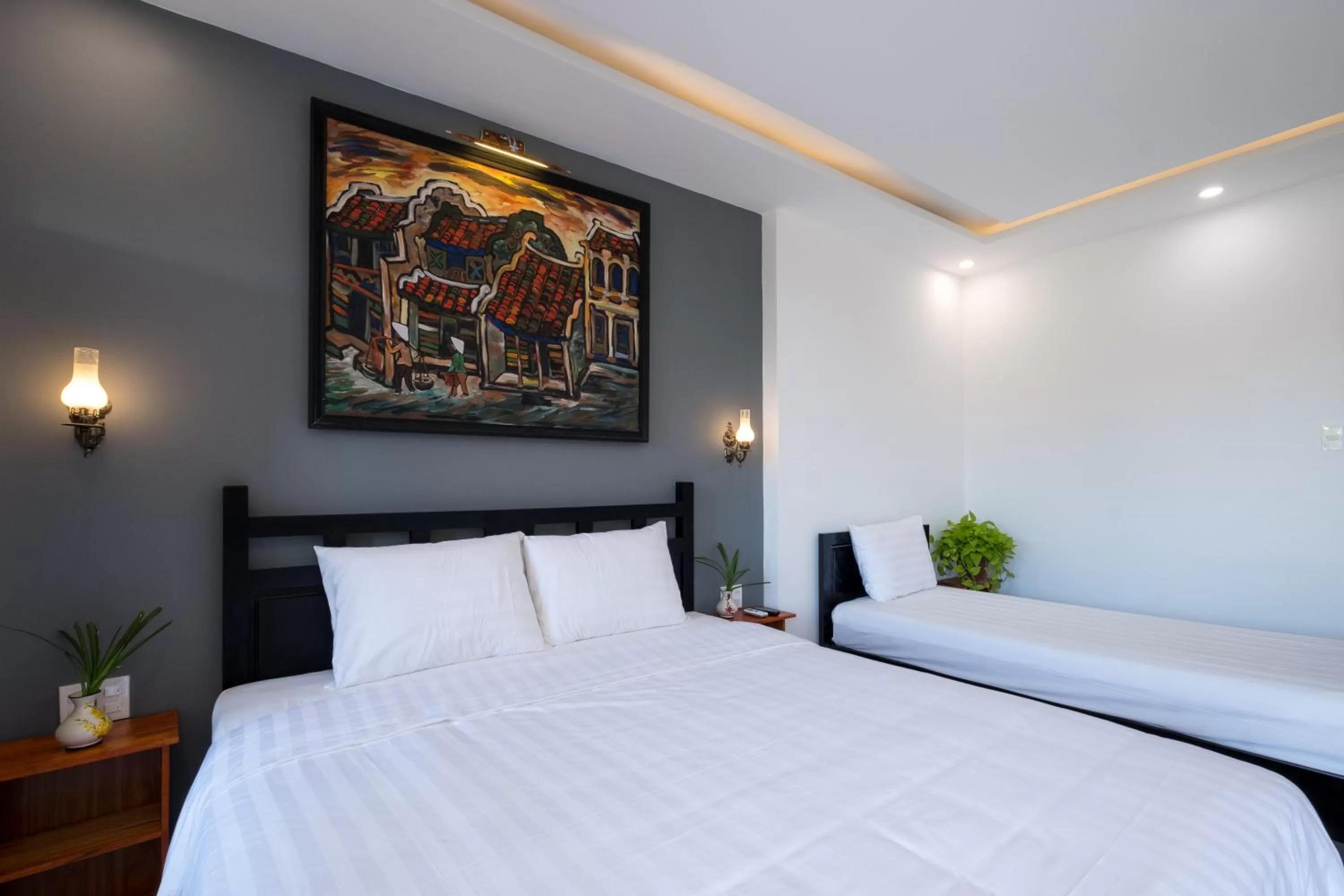 Photo of the whole room, Bed in hoi an center town