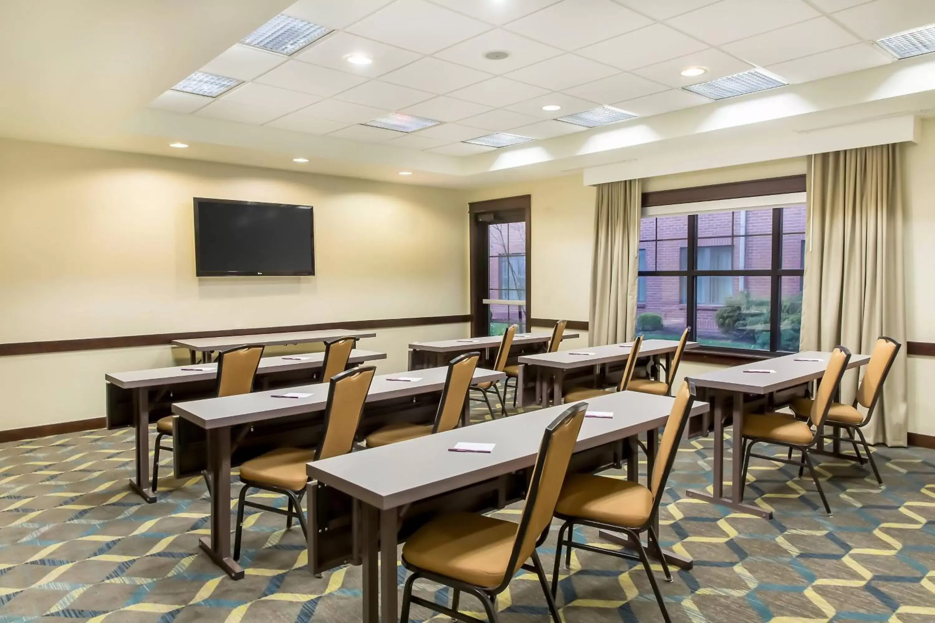 Meeting/conference room, Restaurant/Places to Eat in Residence Inn Lexington Keeneland/Airport