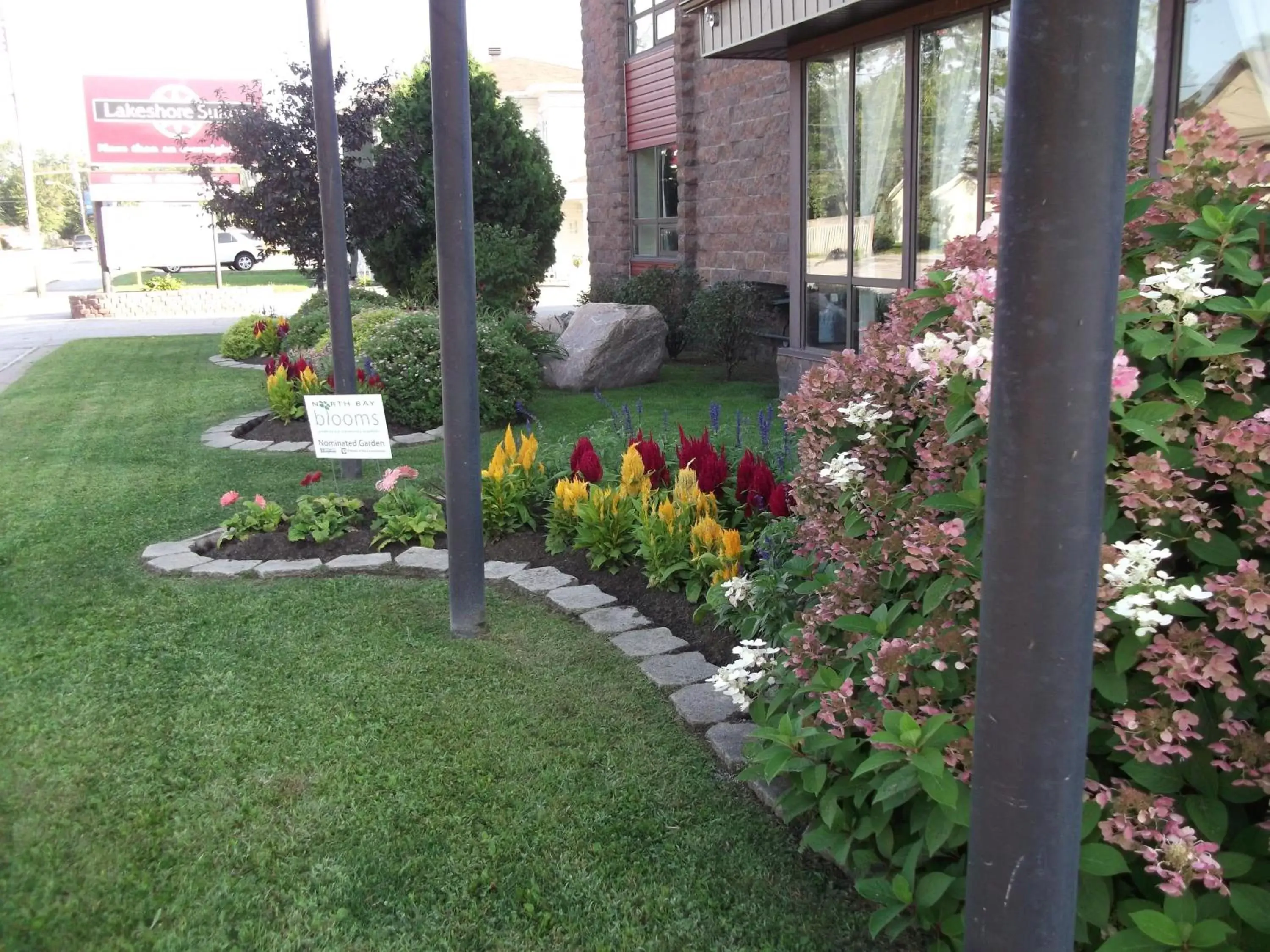 Facade/entrance, Garden in Travelodge by Wyndham North Bay Lakeshore