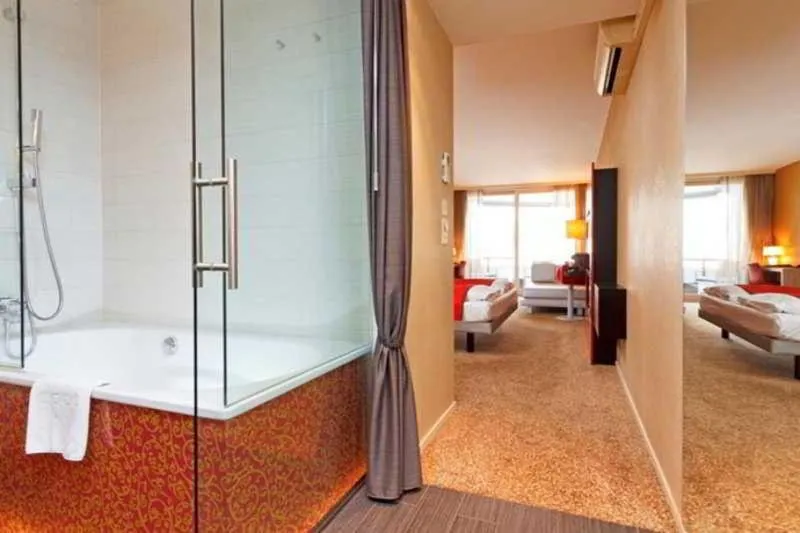 Bed in Post Hotel Weggis