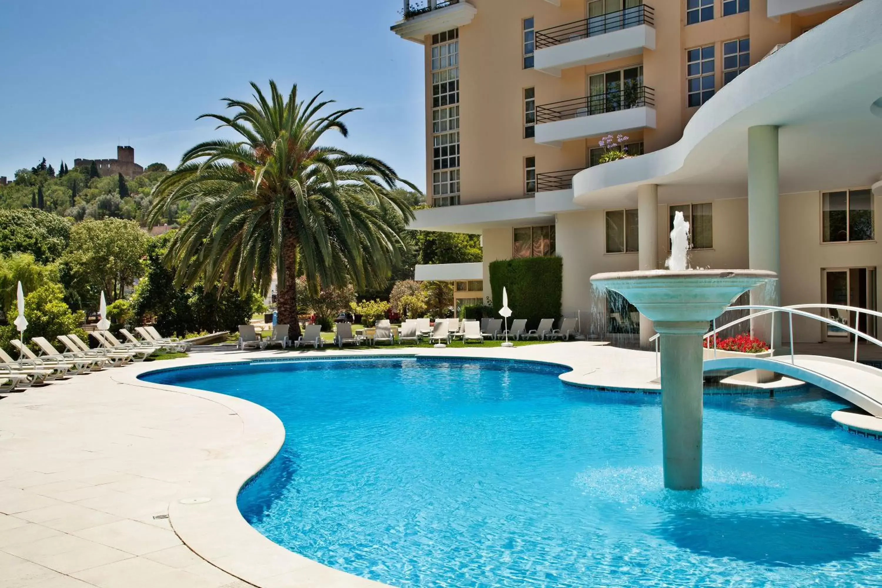 Swimming Pool in Hotel Dos Templarios