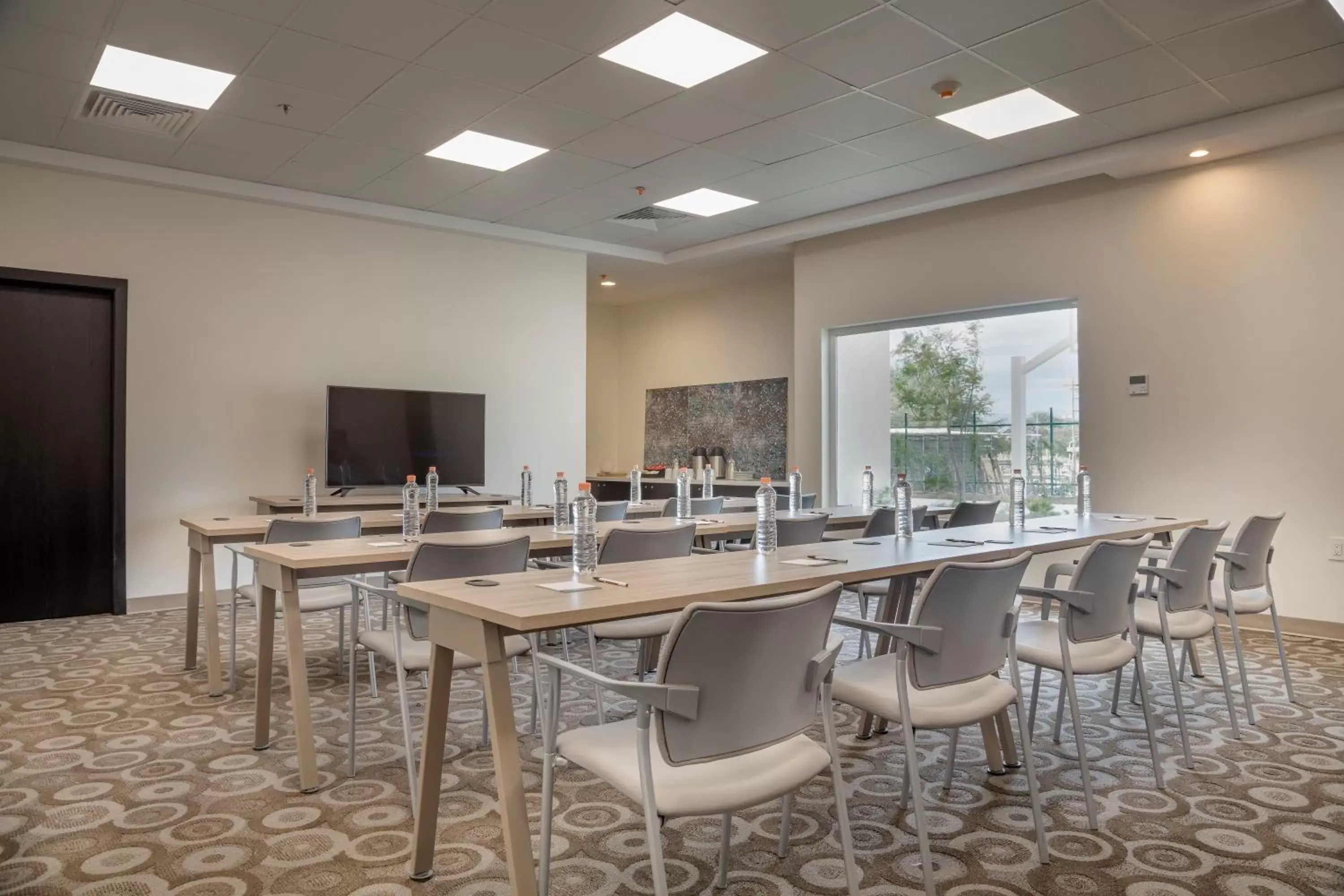 Meeting/conference room in Staybridge Suites - Saltillo, an IHG Hotel