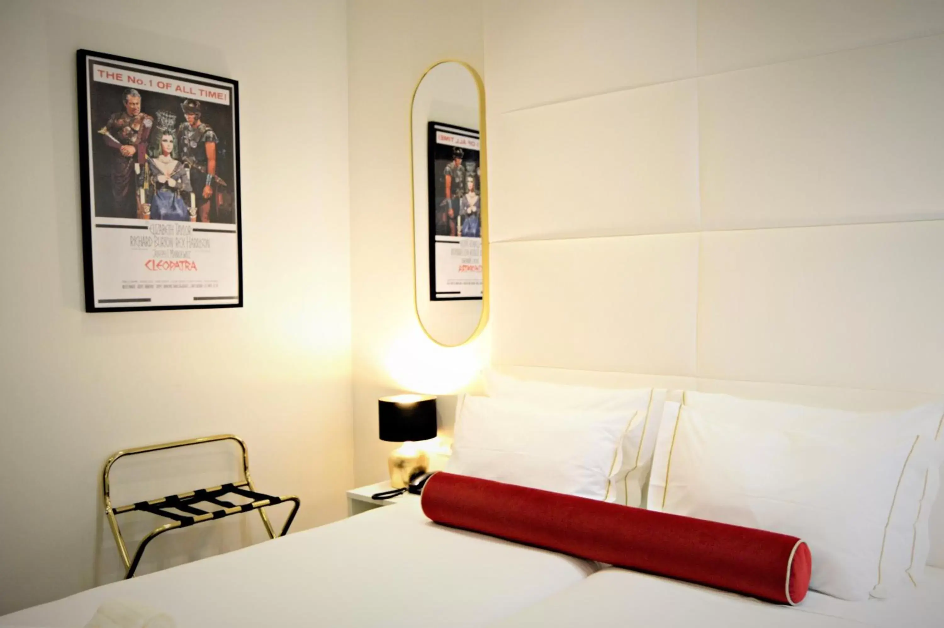 Bed in Lisbon City Hollywood Hotel by City Hotels