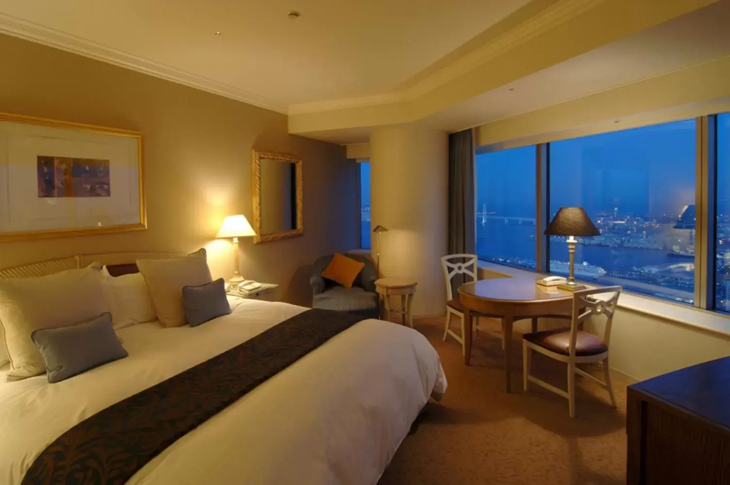 Photo of the whole room in Yokohama Royal Park Hotel