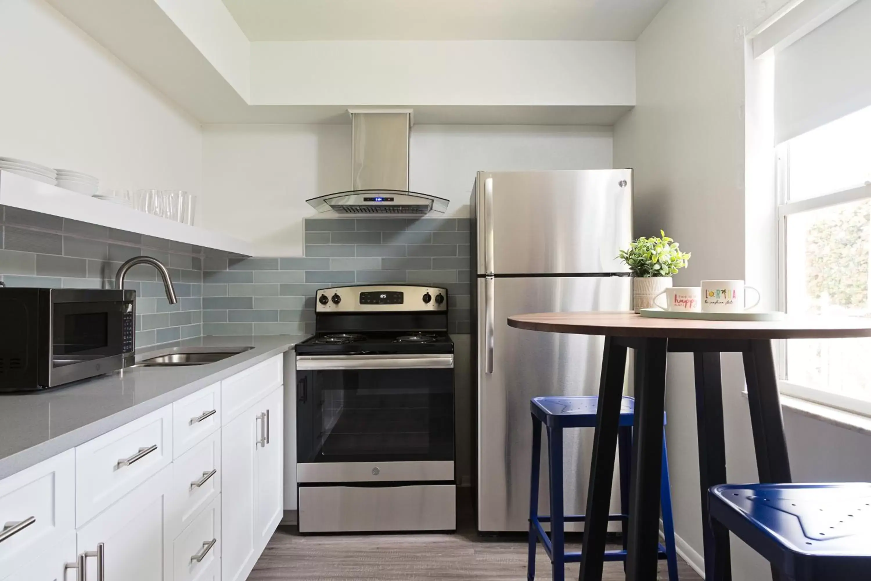 Kitchen or kitchenette, Kitchen/Kitchenette in Hotel Cabana Clearwater Beach