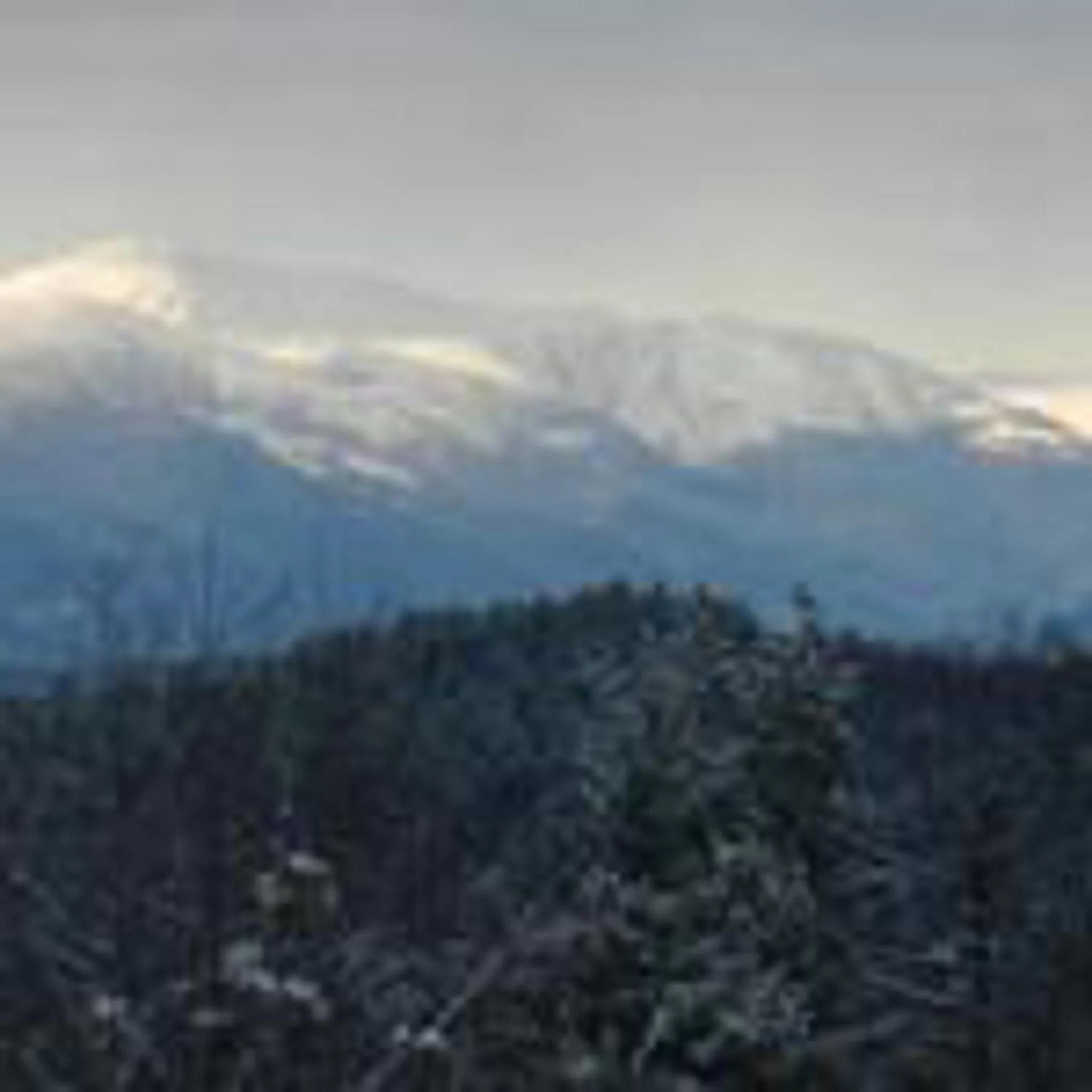 Mountain view in Snowvillage Inn