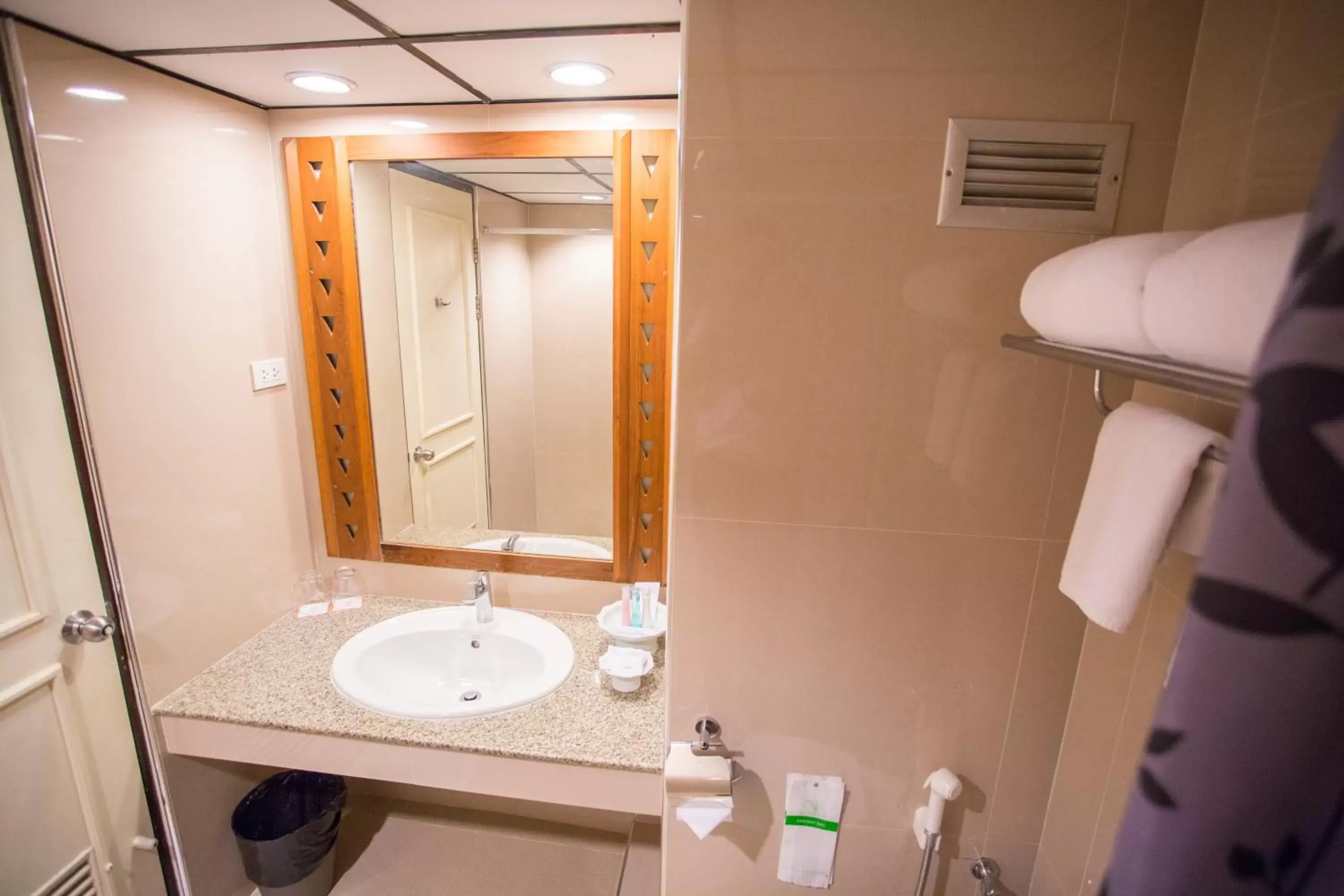 Bathroom in Seeharaj Hotel Bathroom in Seeharaj Hotel