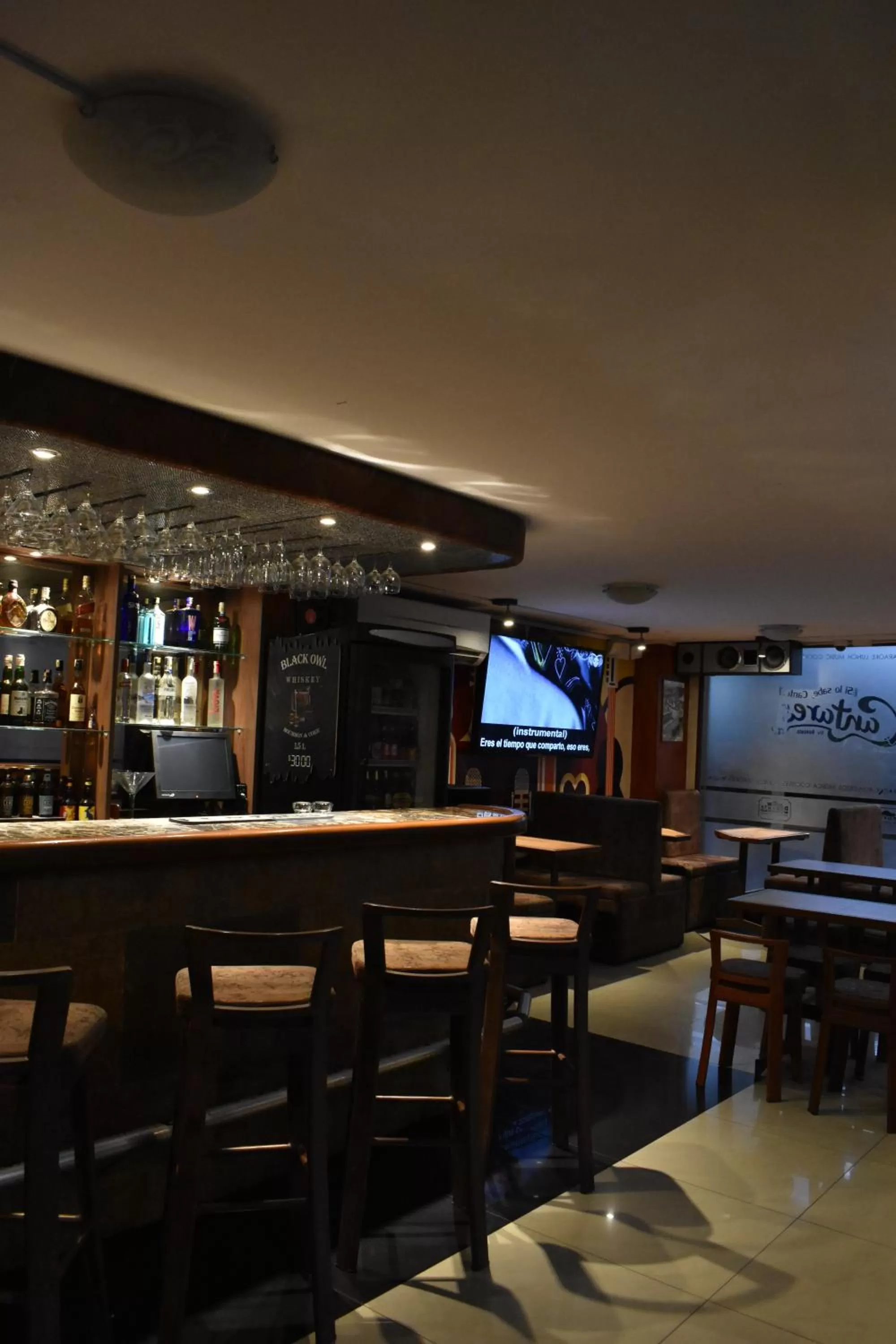 Karaoke in Hotel Bonanza