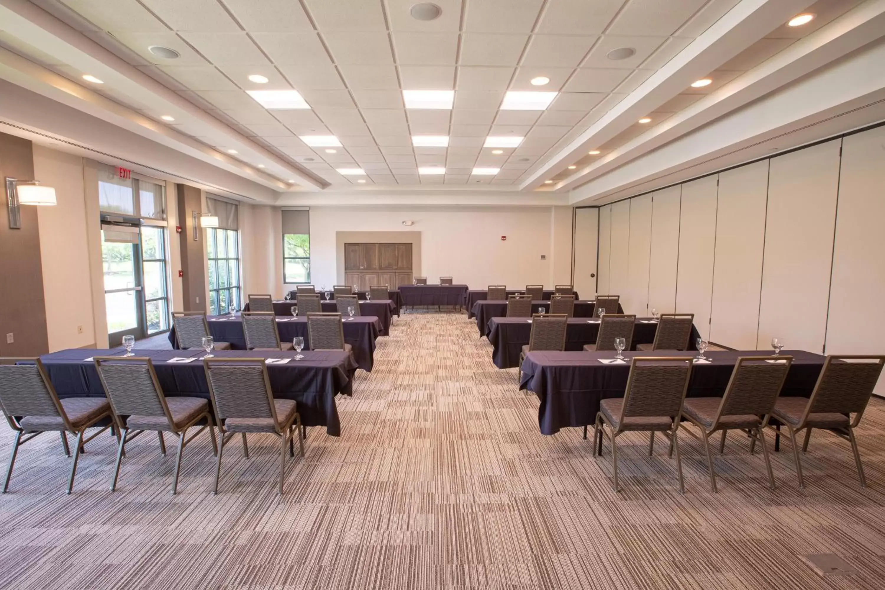 Meeting/conference room in Holiday Inn - Cincinnati - Liberty Way, an IHG Hotel
