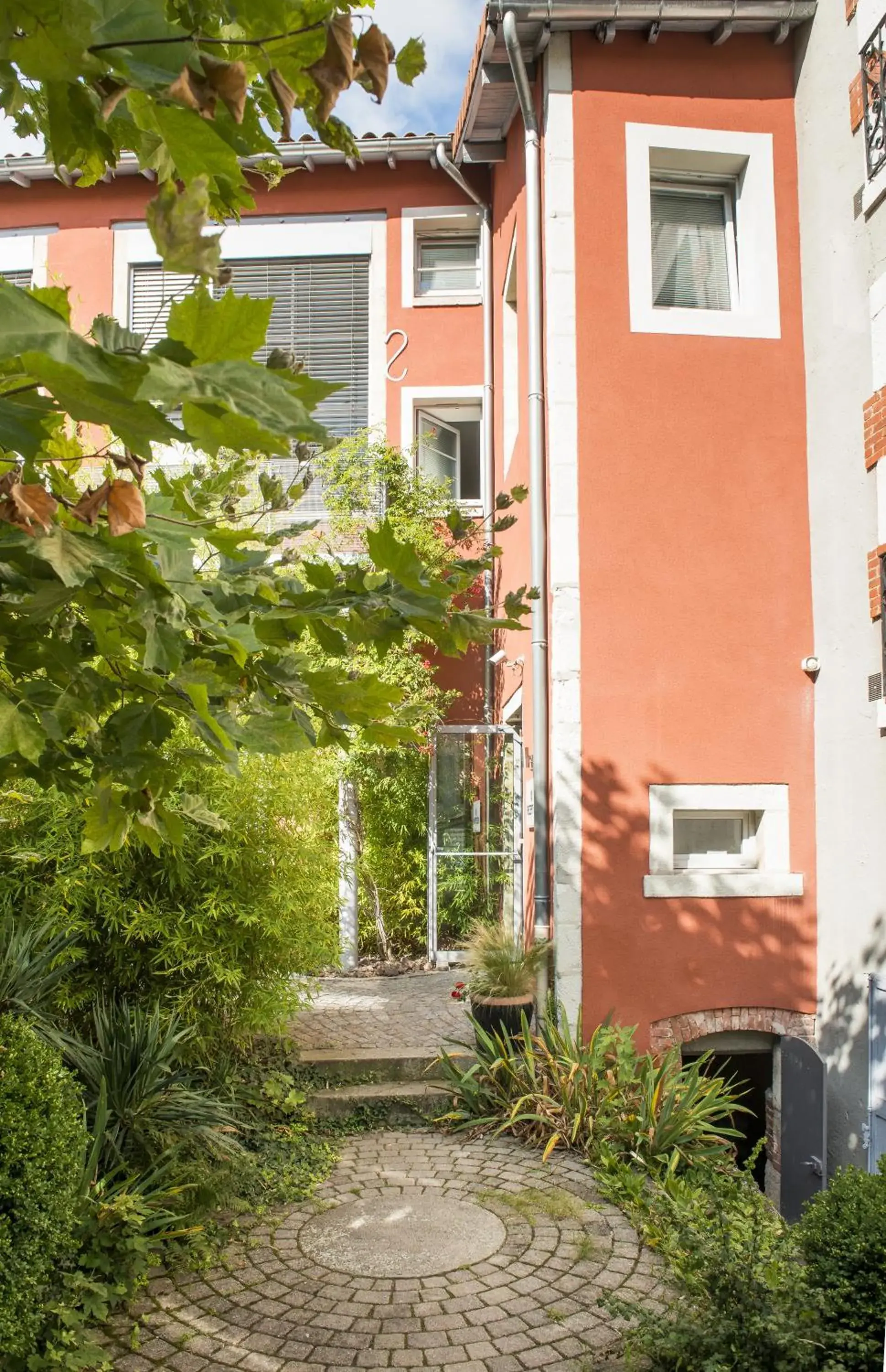 Patio, Property Building in Hôtel des Capucins