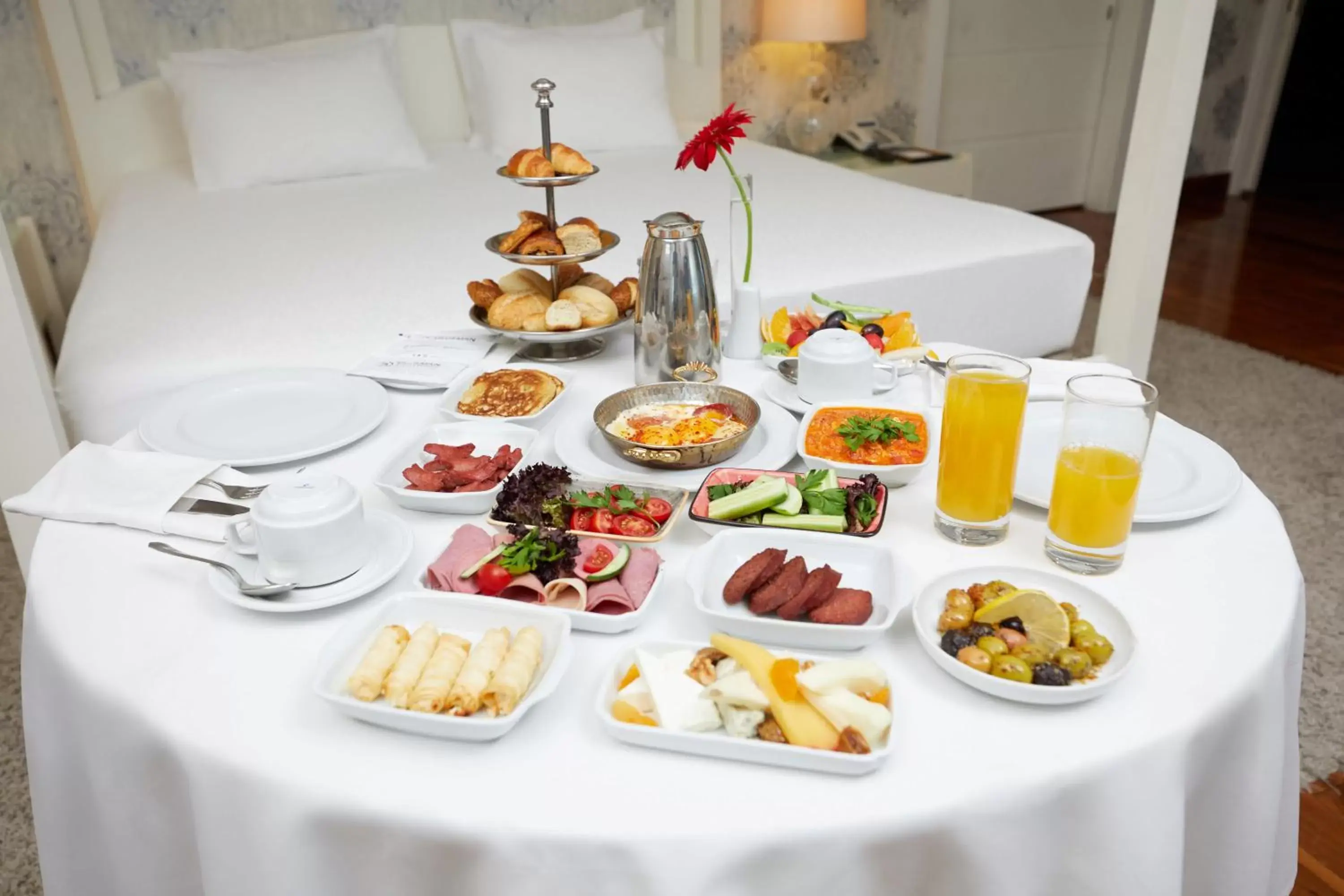 Breakfast in Dedeman Konya Hotel Convention Center