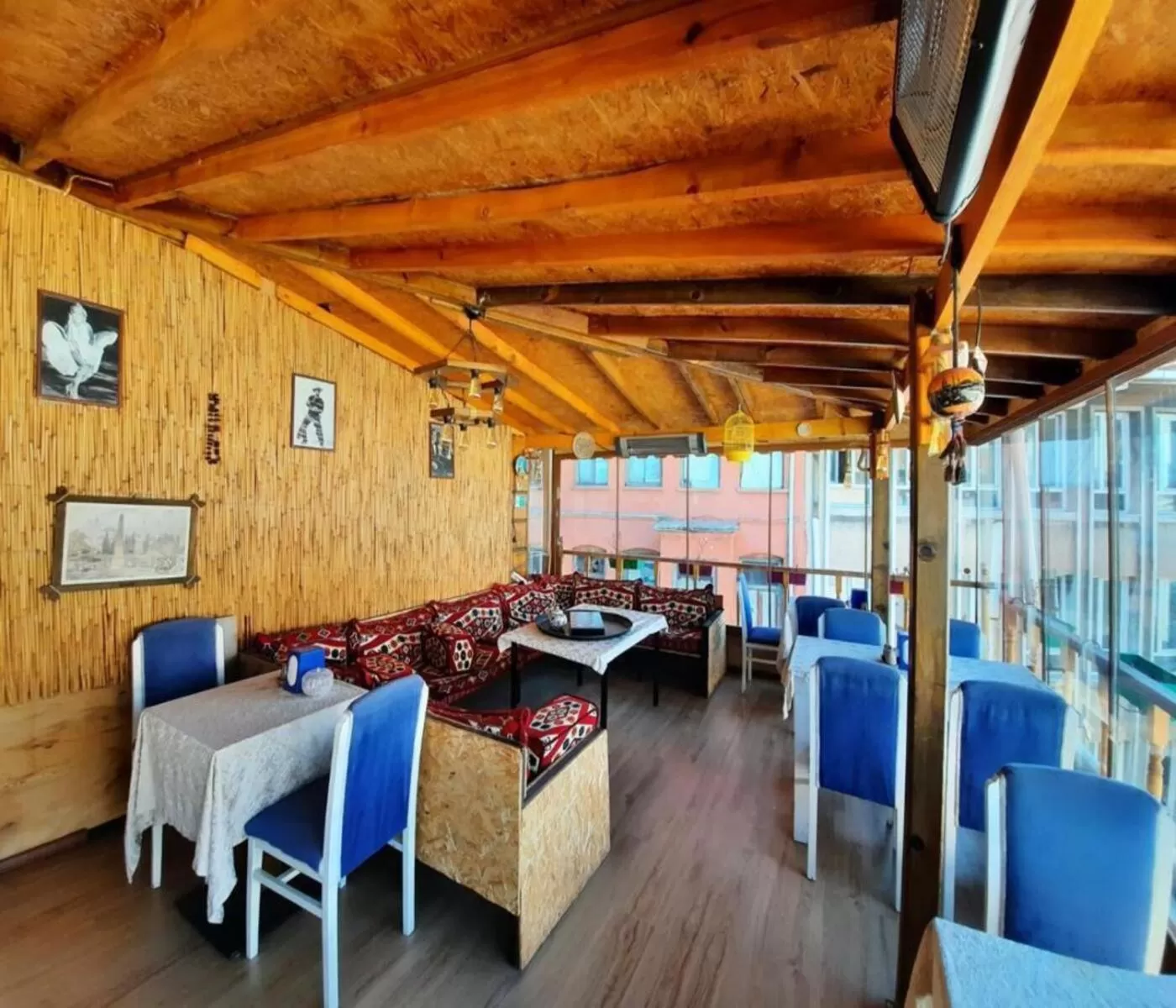 Balcony/Terrace, Restaurant/Places to Eat in Old City Family Hotel