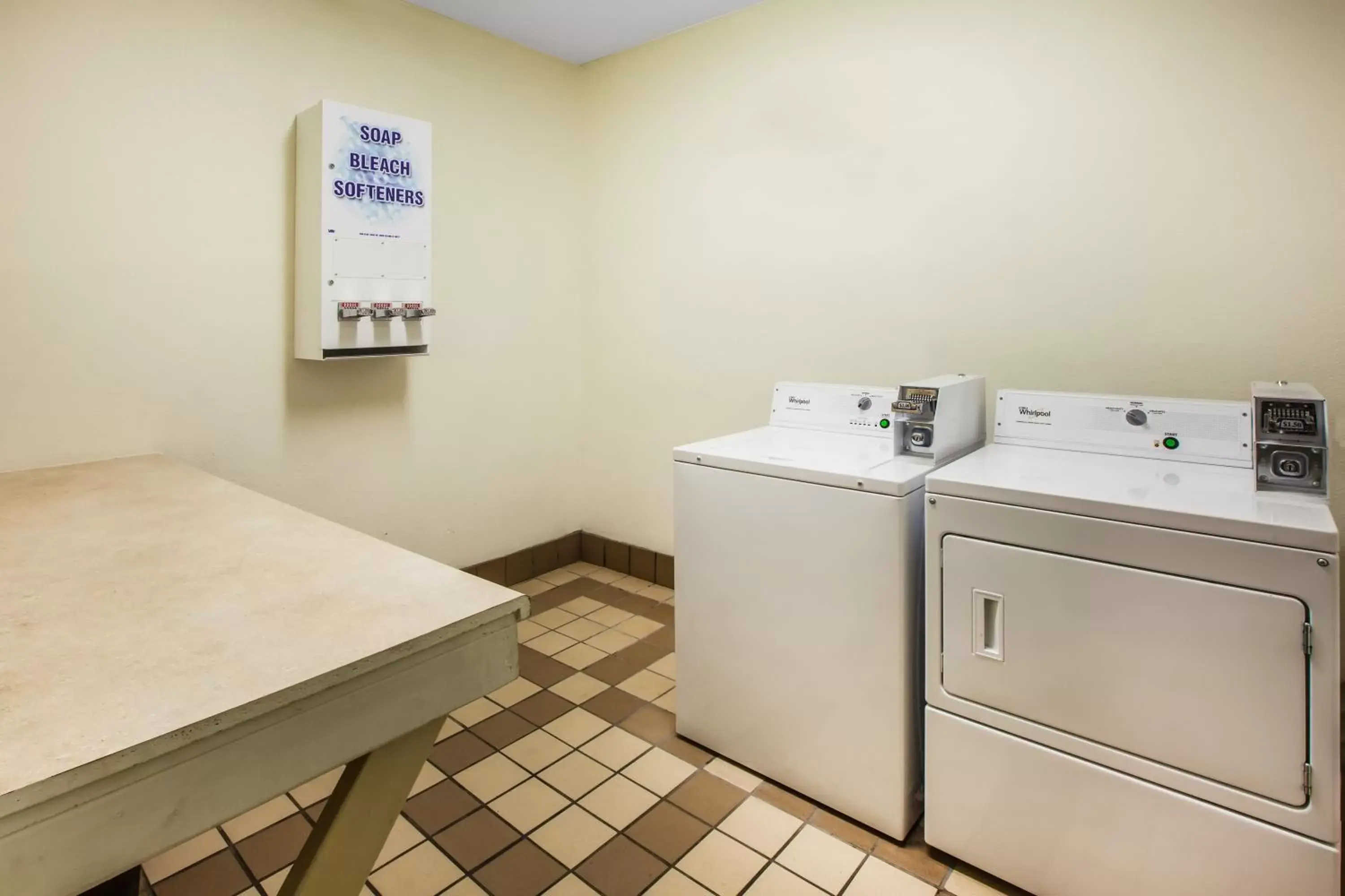 Area and facilities in Days Inn & Suites by Wyndham Corpus Christi Central