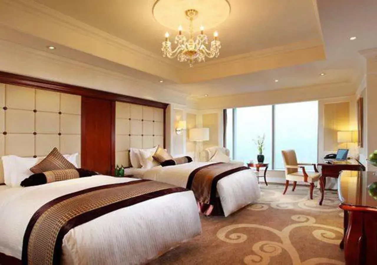 Bedroom in Guiyang Kempinski Hotel