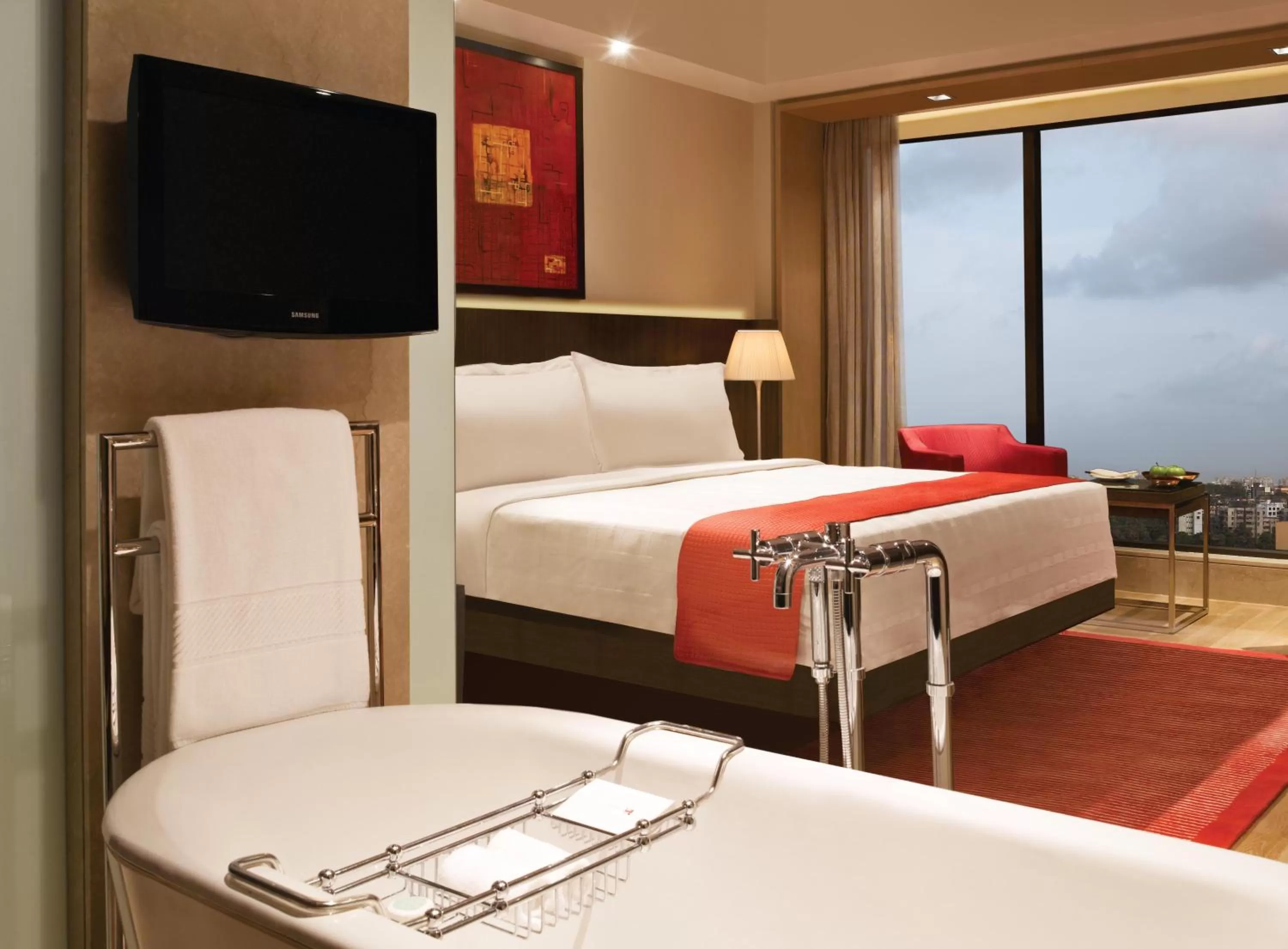 Bathroom, Bed in Trident Bandra Kurla