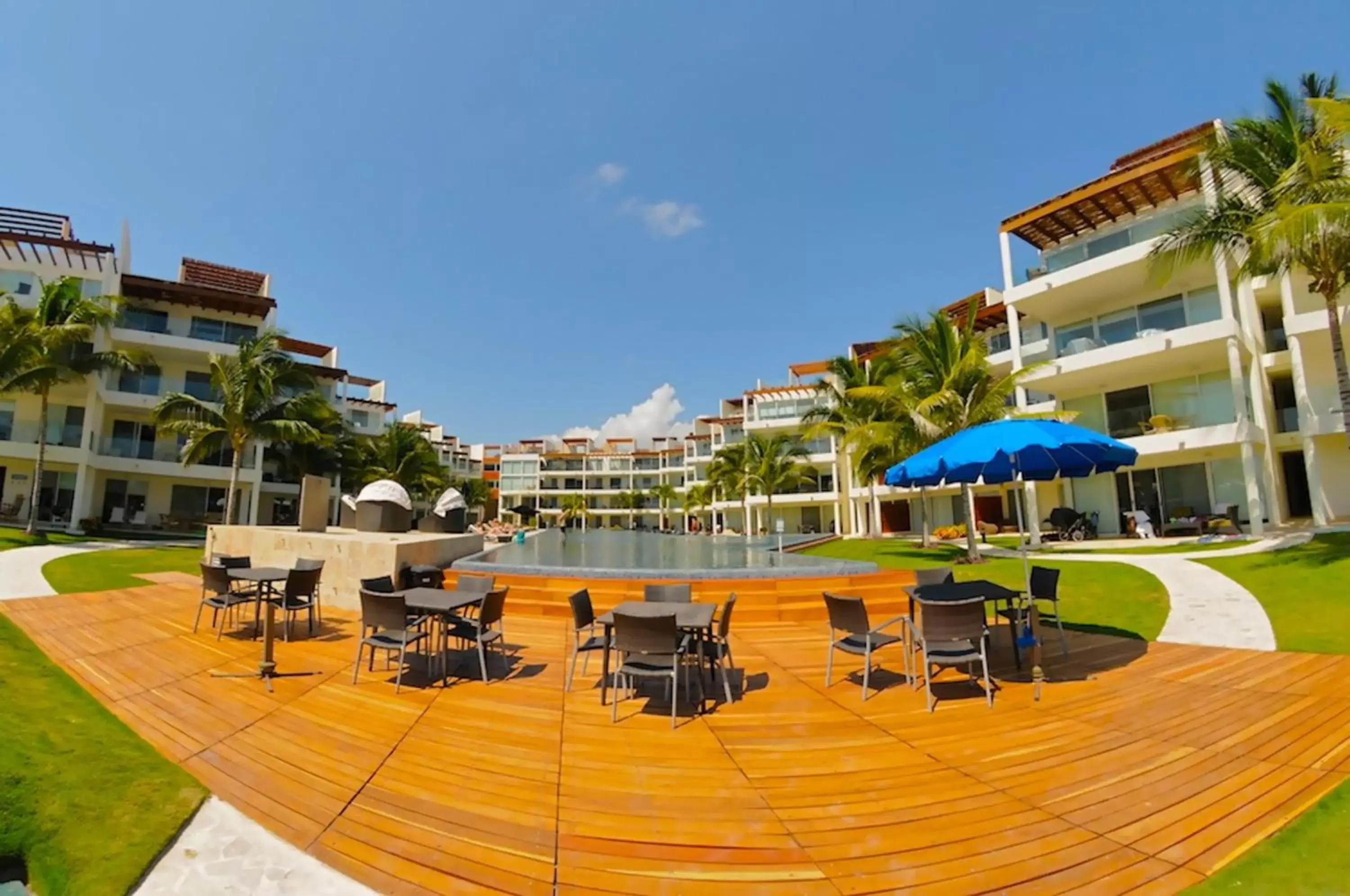 Balcony/Terrace in The Elements Oceanfront & Beachside Condo Hotel