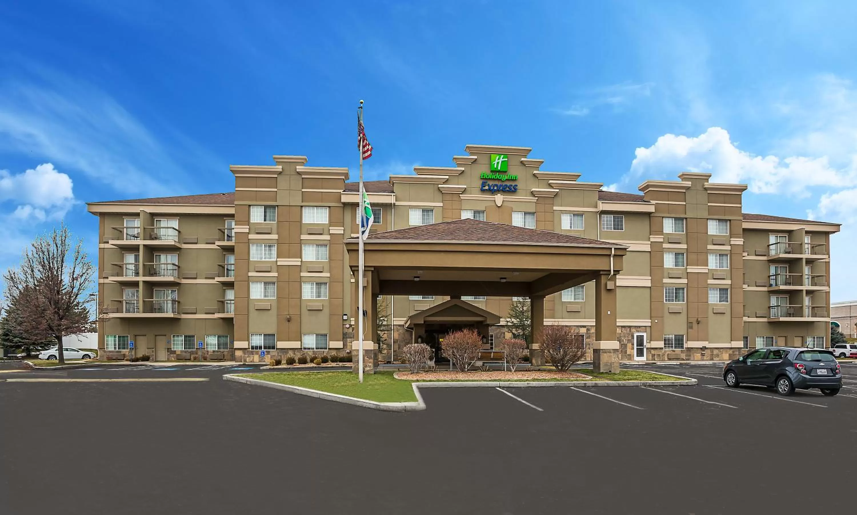 Property building in Holiday Inn Express Layton - I-15 by IHG