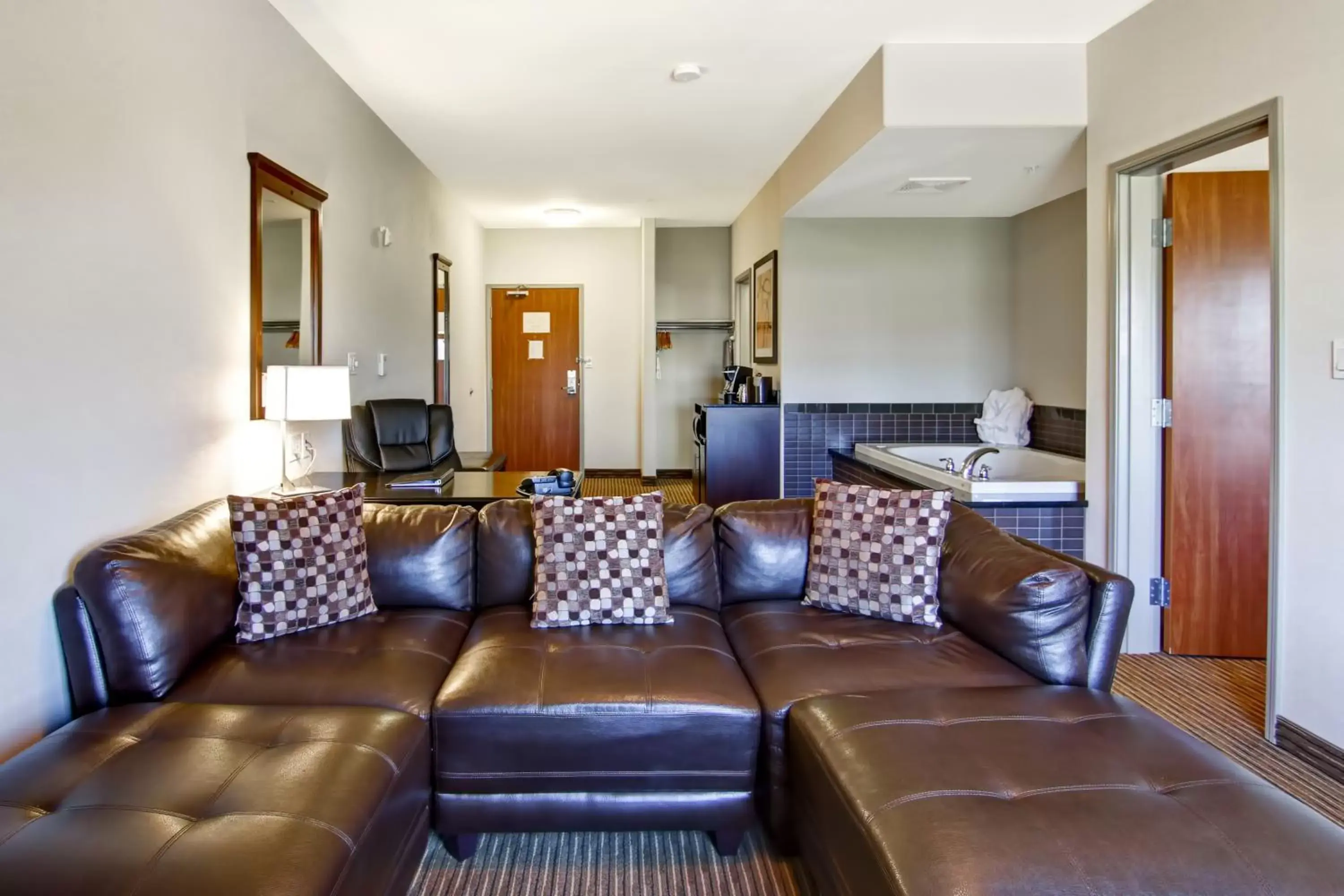 Seating Area in Canalta Hotel Tisdale