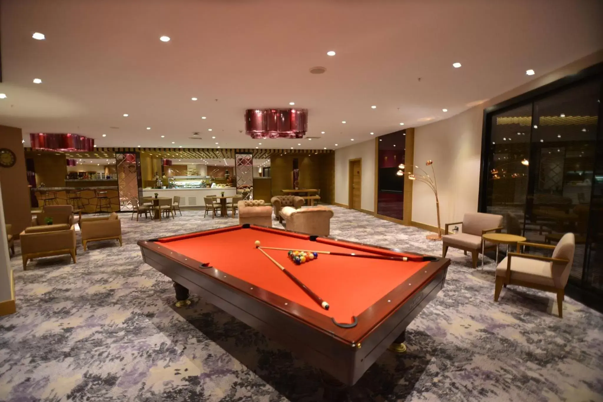 Lounge or bar, Billiards in Crowne Plaza Florya Istanbul, an IHG Hotel