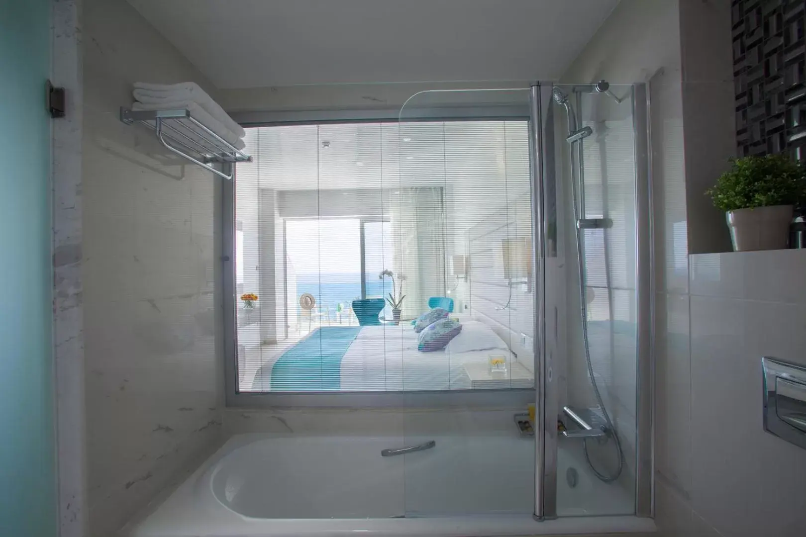 Bathroom in King Evelthon Beach Hotel & Resort