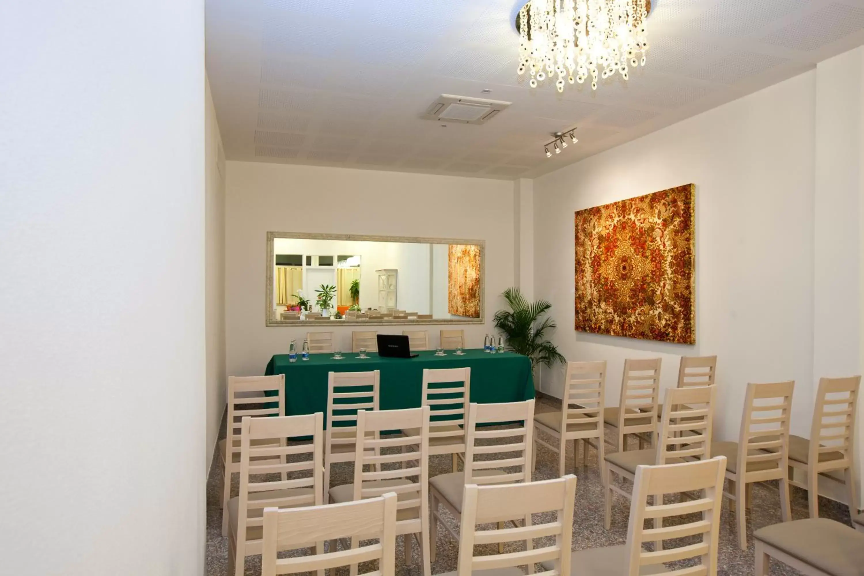 Business facilities, Dining Area in Hotel Ristorante Cesare