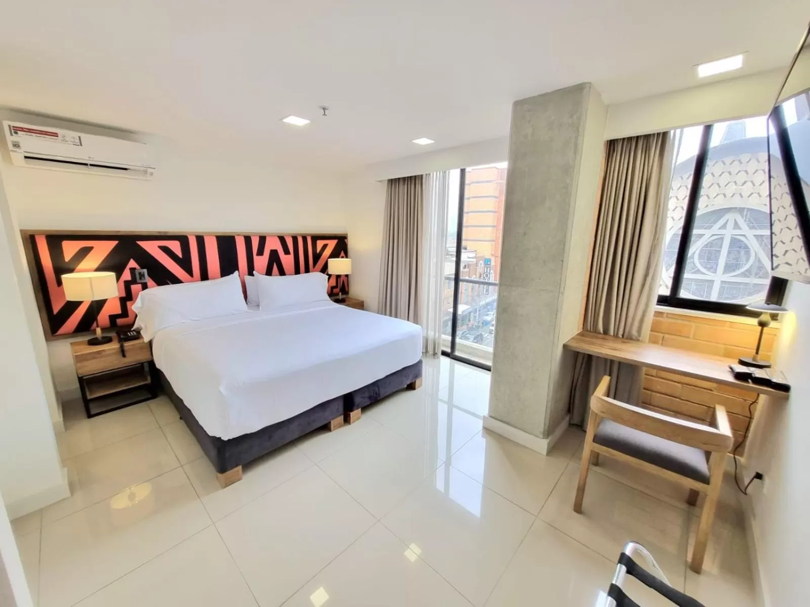 Photo of the whole room, Bed in Origen Local Suites