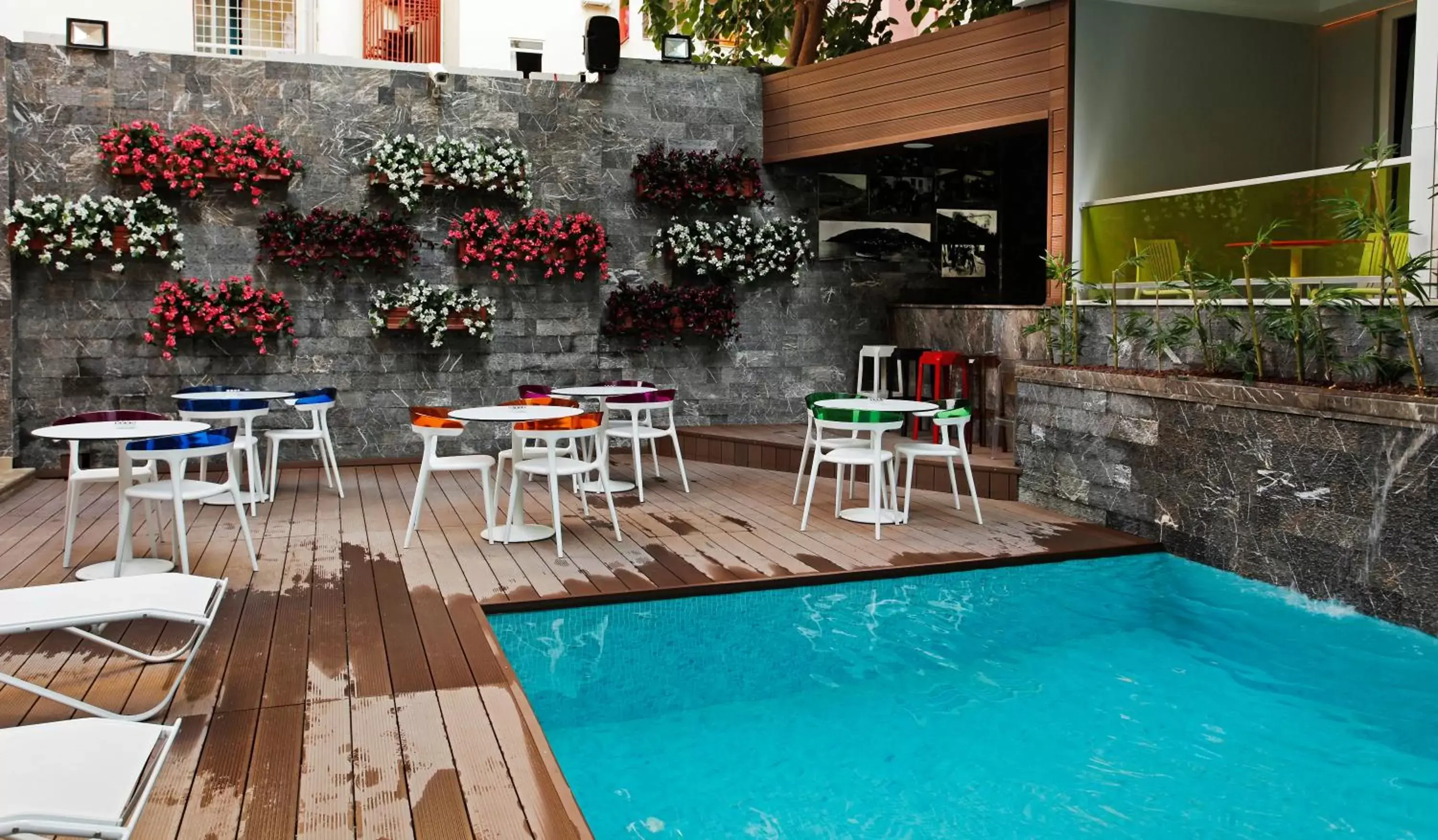 Property building, Swimming Pool in Kleopatra Suit Hotel