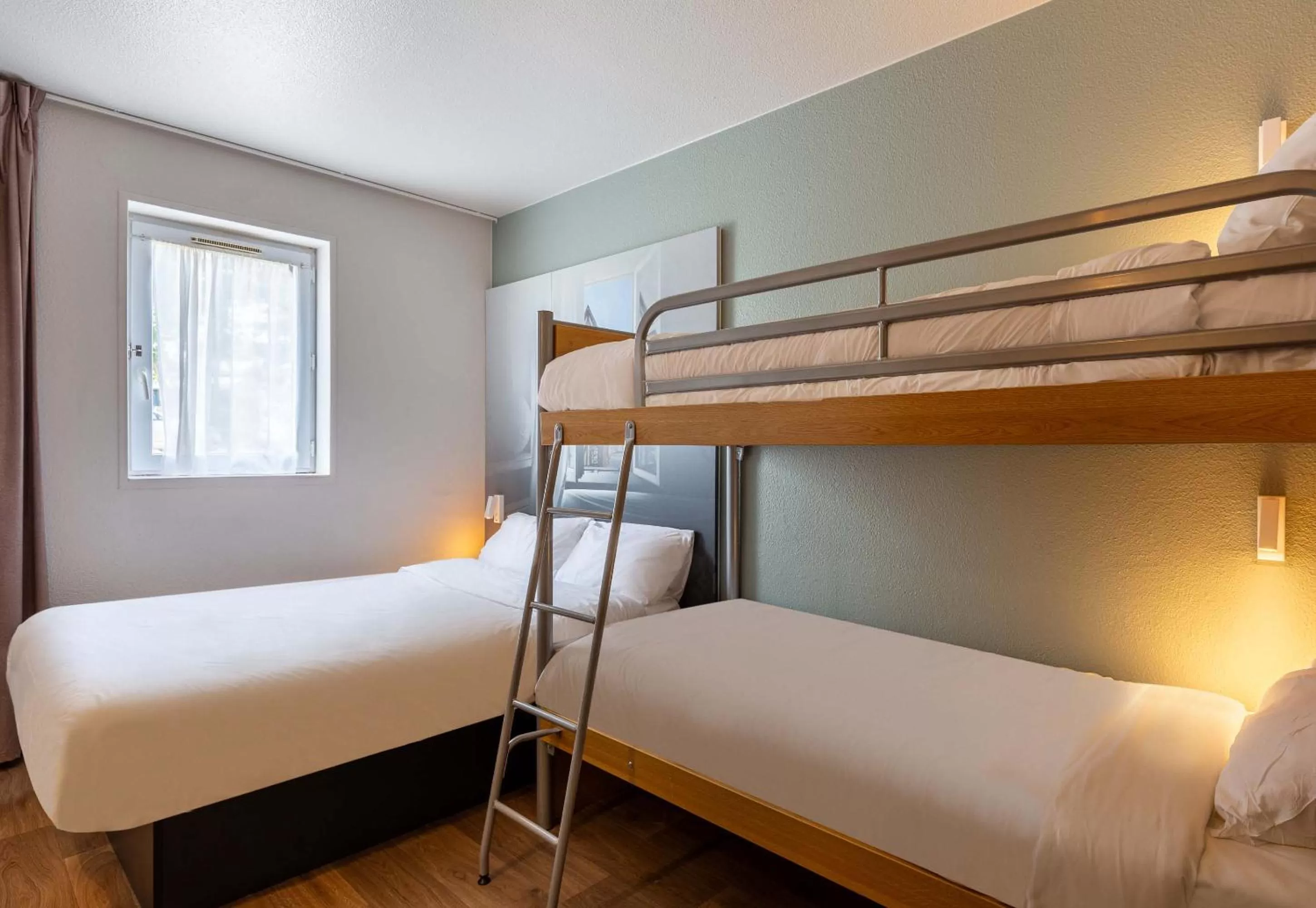 Bedroom, Bed in B&B HOTEL CHARTRES Le Coudray