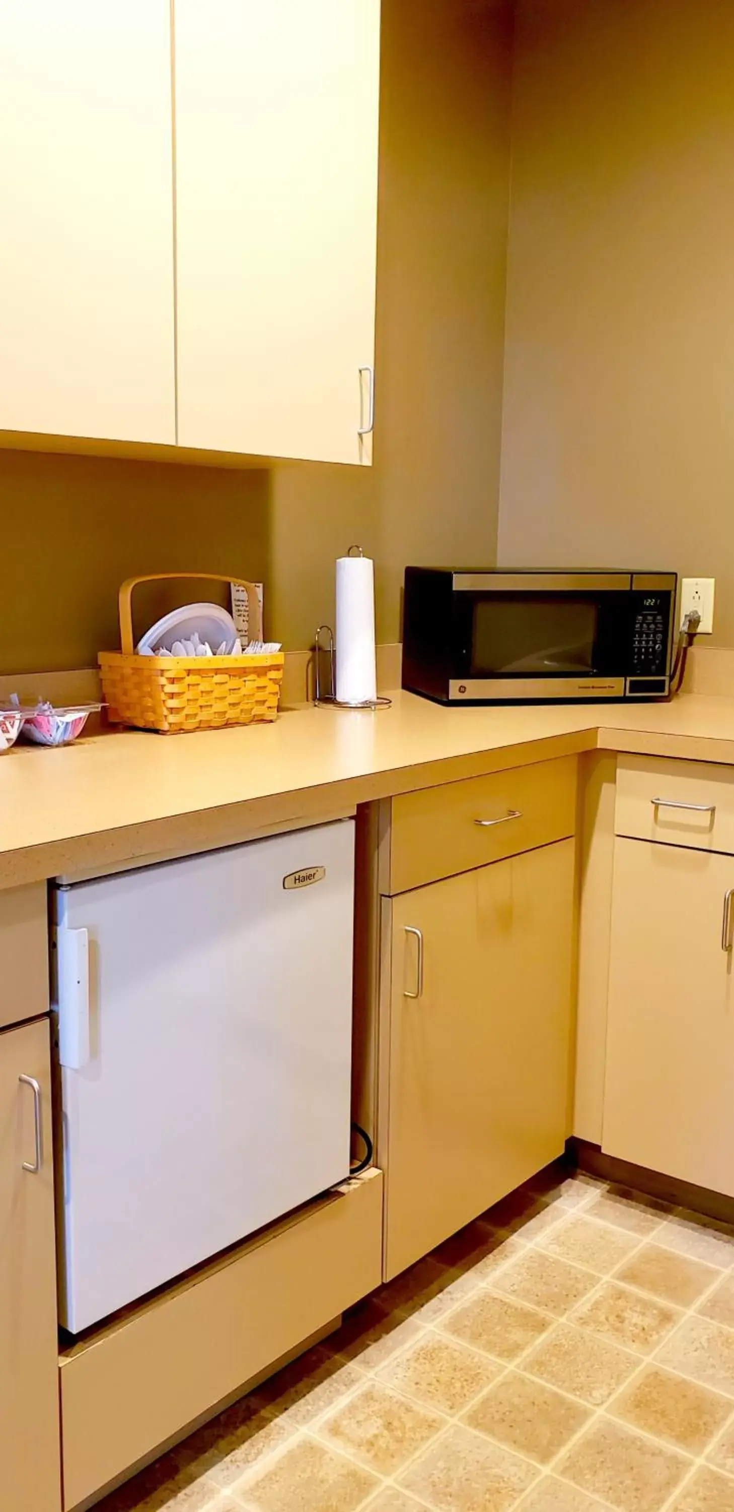 Kitchen or kitchenette, Kitchen/Kitchenette in Lodging on the Square