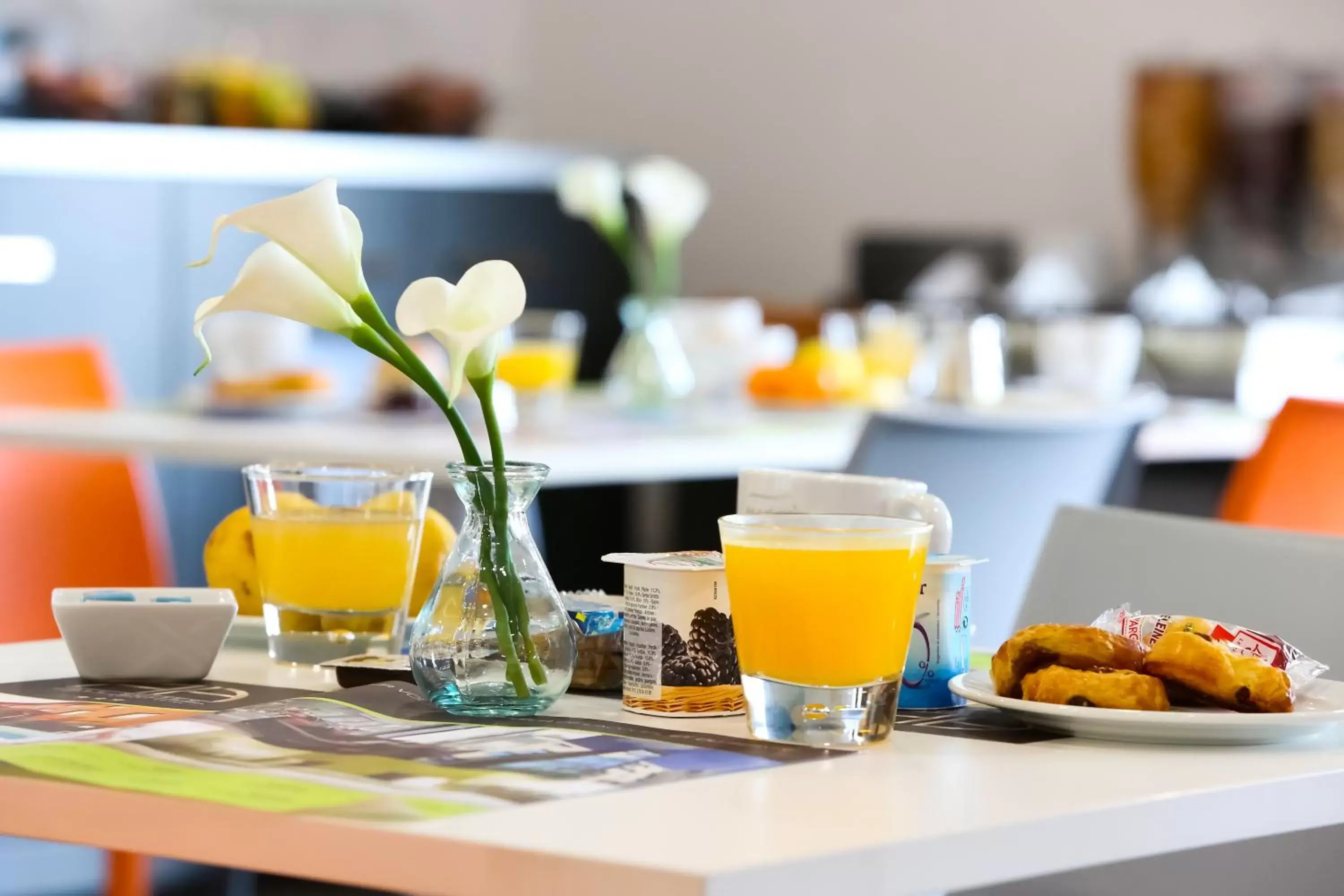 Restaurant/places to eat, Breakfast in All Suites Appart Hôtel Aéroport Paris Orly – Rungis