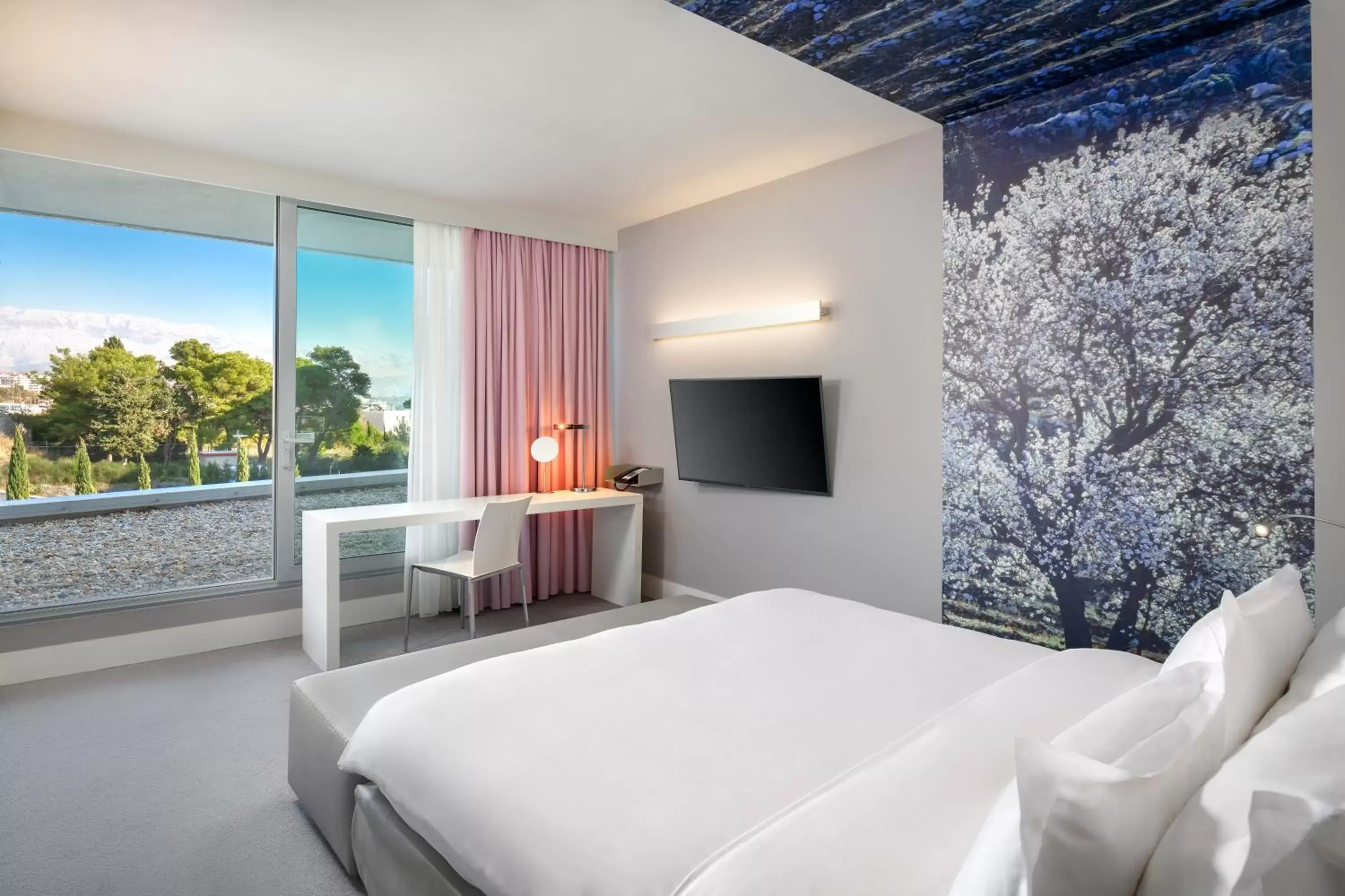 Bed in Radisson Blu Resort & Spa