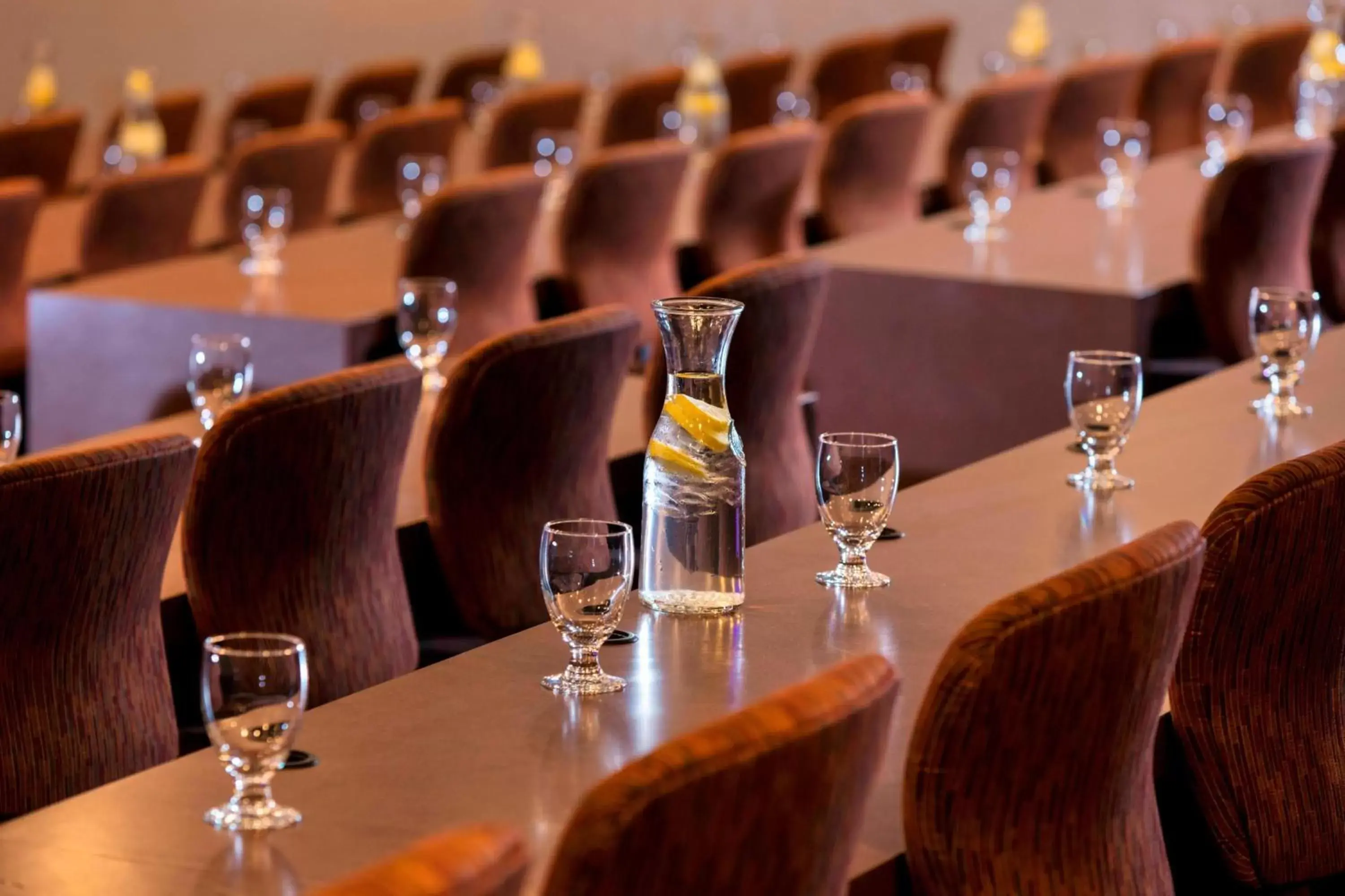 Meeting/conference room, Business Area/Conference Room in Renaissance Palm Springs Hotel