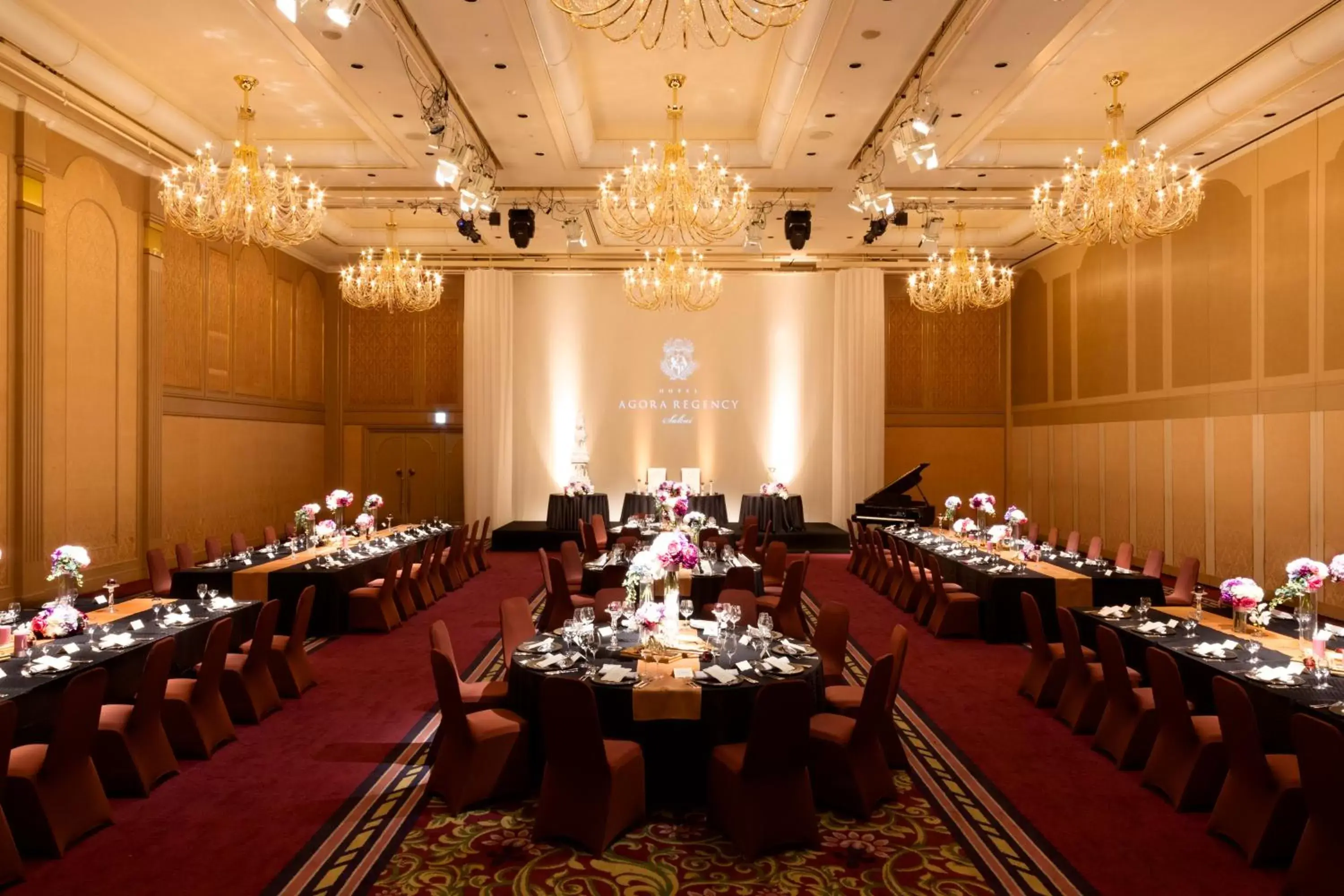 Banquet/Function facilities, Restaurant/Places to Eat in Hotel Agora Regency Osaka Sakai