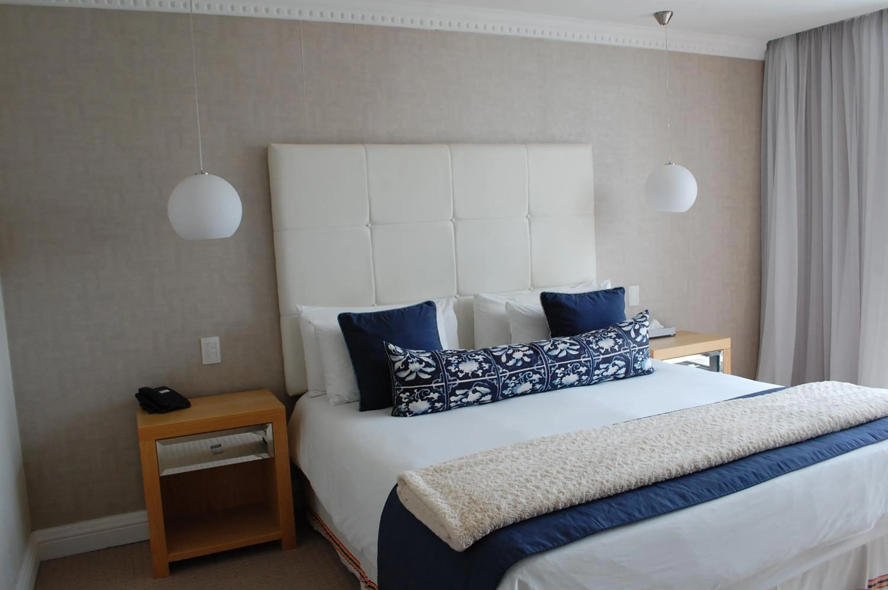 Bedroom in Isango Gate