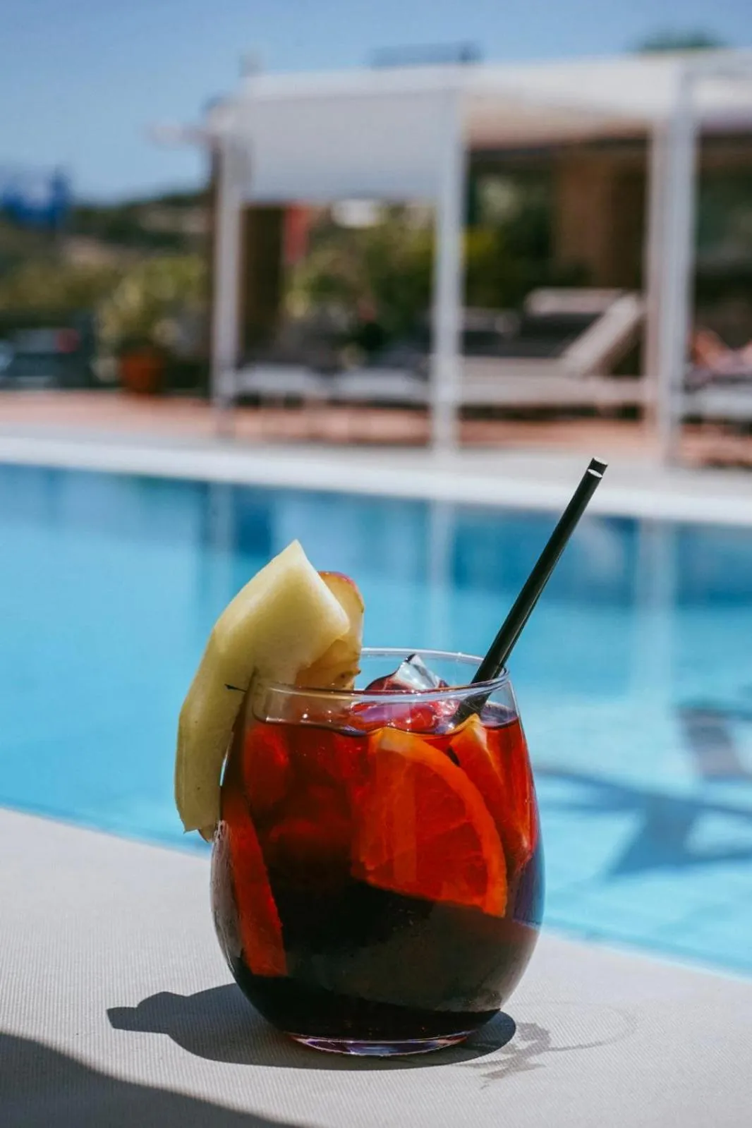 Food and drinks in Faedra Beach