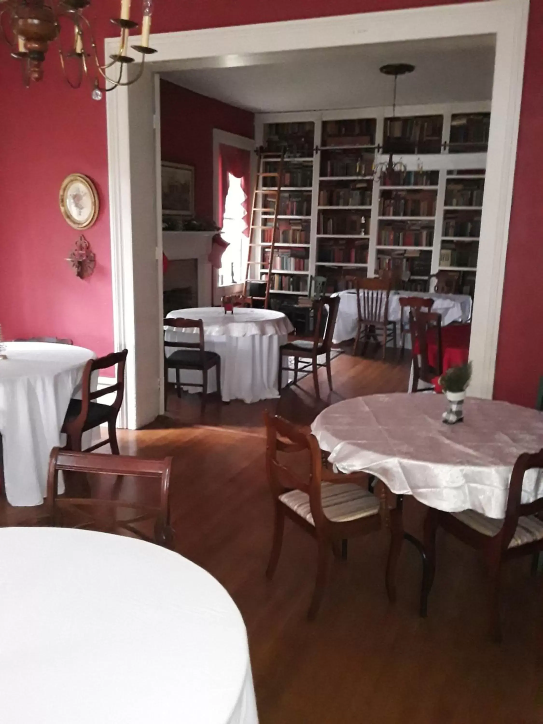 Library, Restaurant/Places to Eat in Hall Place B&B