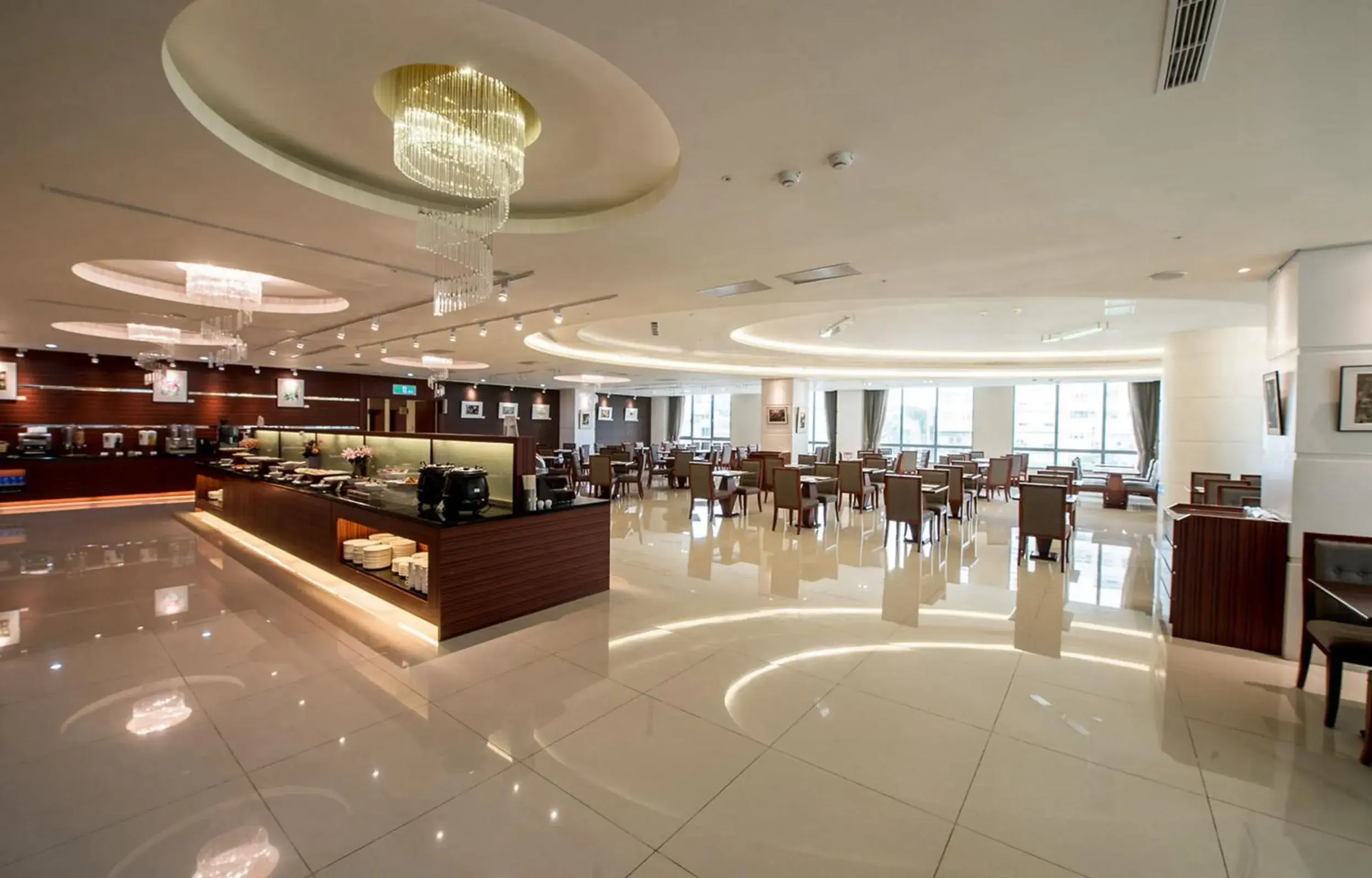 Restaurant/places to eat, Banquet Facilities in Arsma Hotel