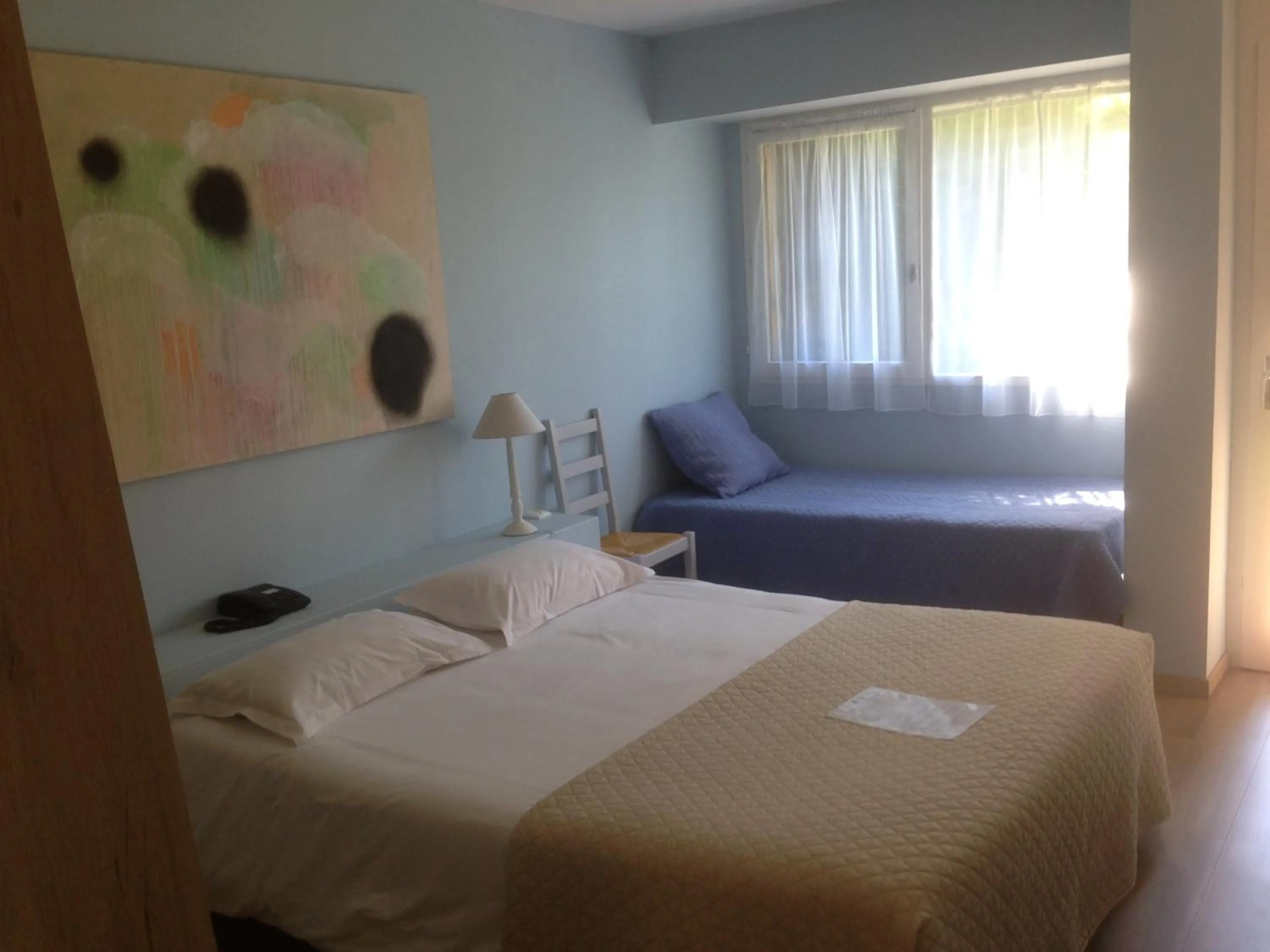 Photo of the whole room, Bed in Logis Hôtel Restaurant Du Lion D'argent Et Des Tanneries