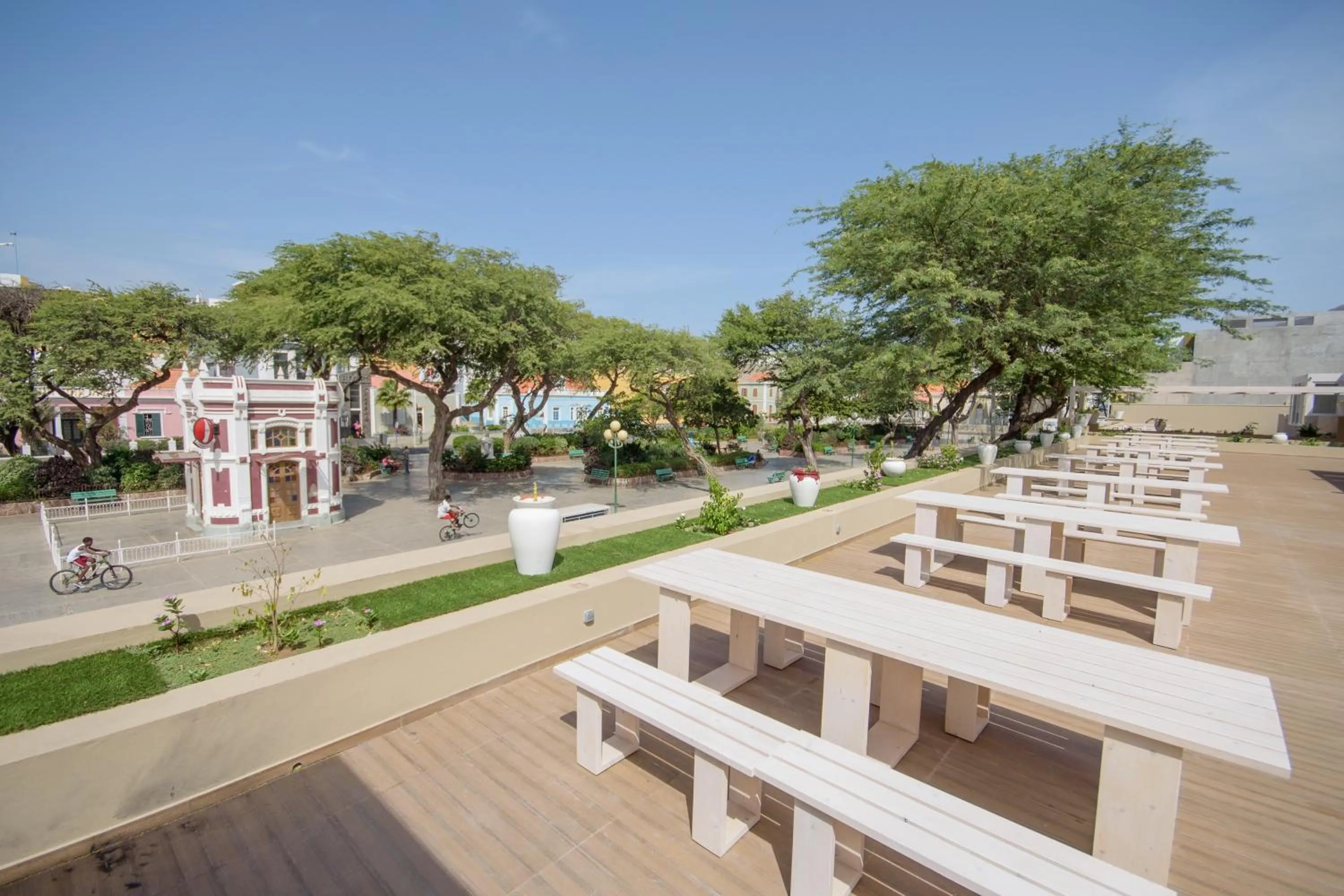 Lounge or bar in Oasis Porto Grande