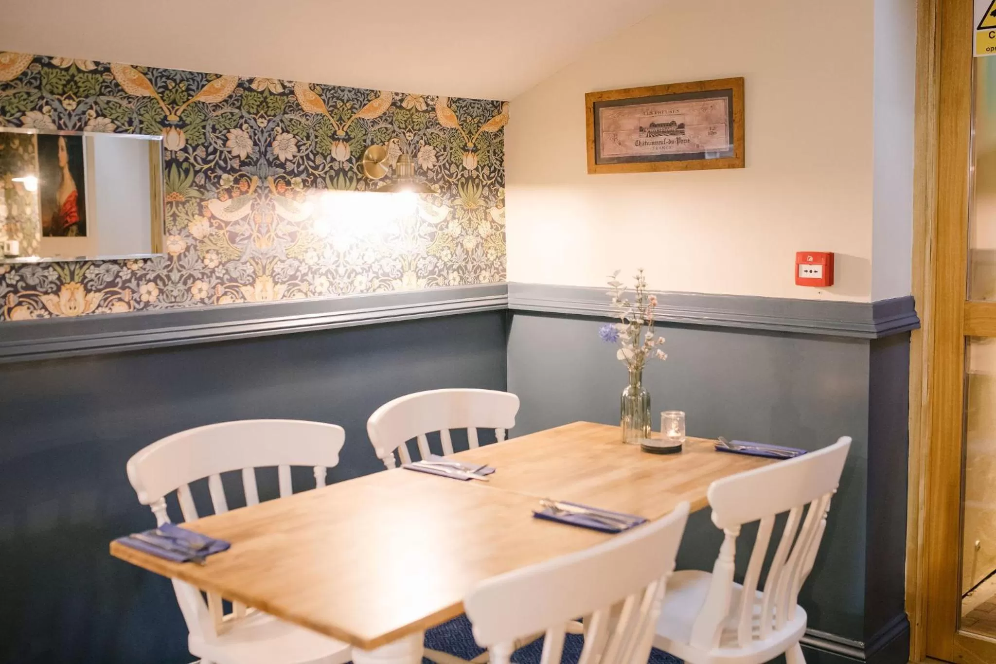 Dining area in The Kings Arms, Colchester A120