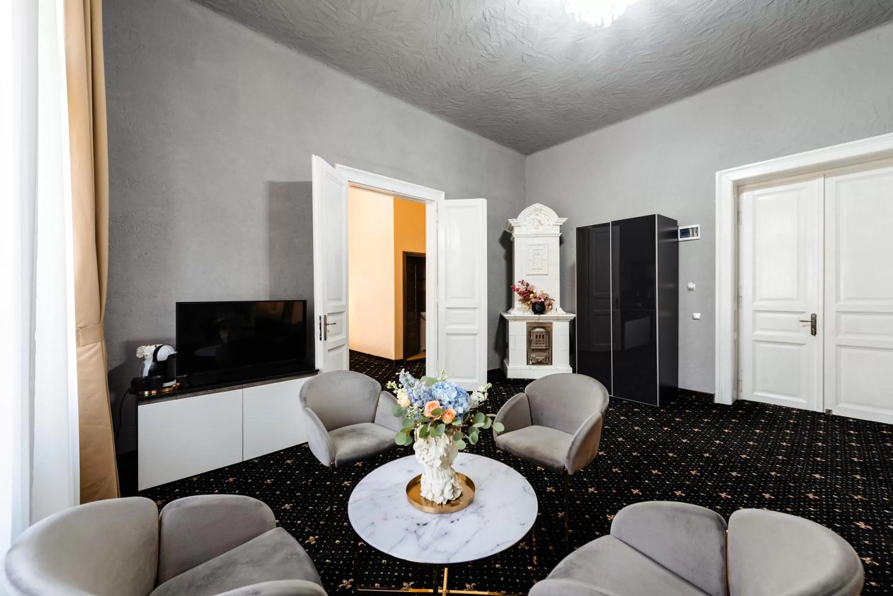 Living room in Palace Bulevard Inn