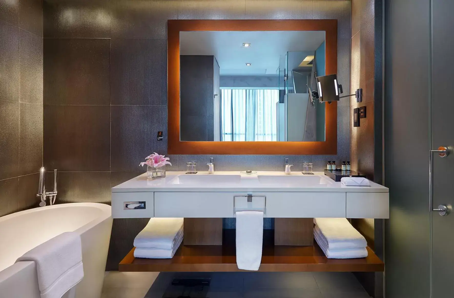 Bathroom in Pullman Jakarta Central Park Hotel