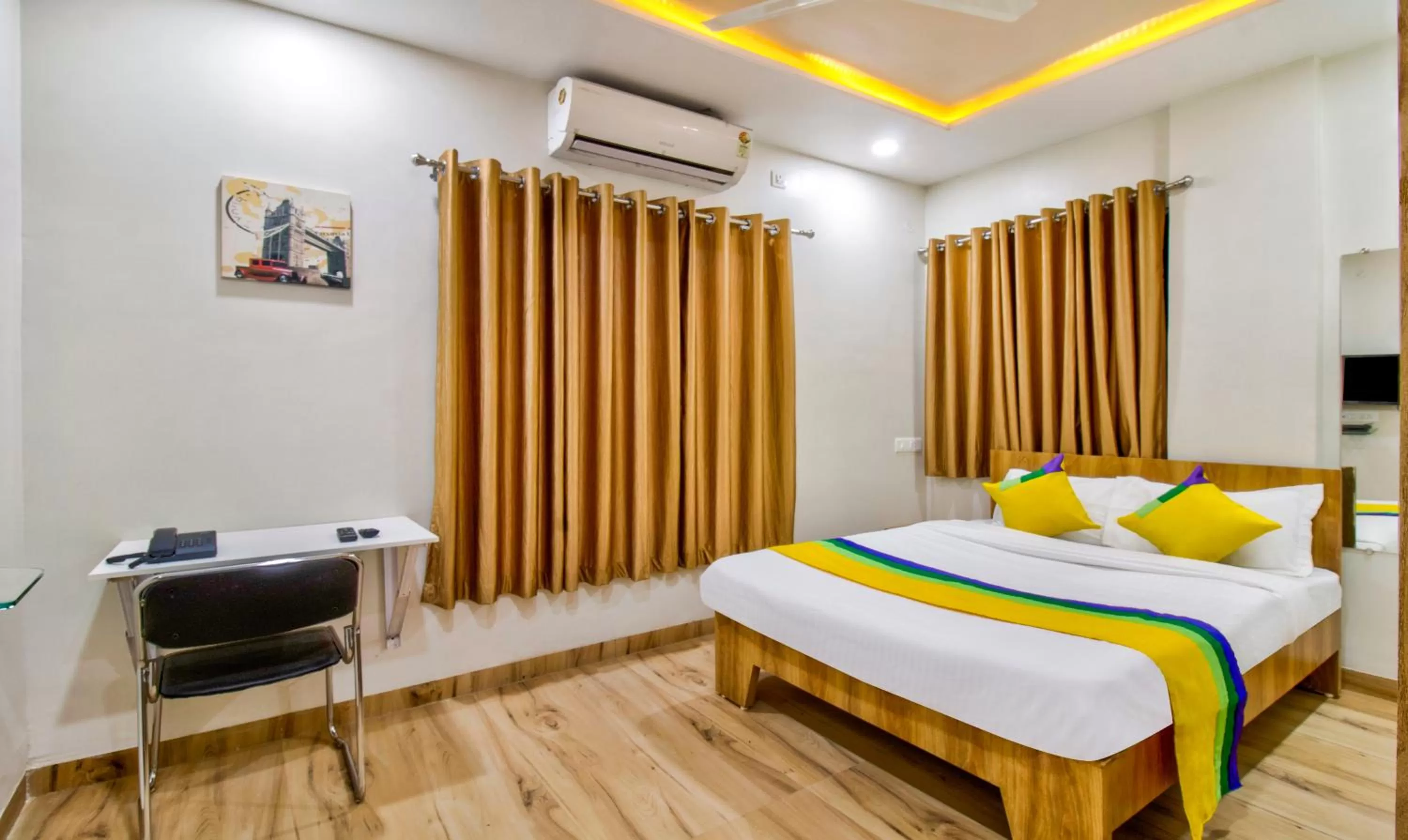Bedroom, Bed in Itsy Hotels Shri Guru Service Apartment